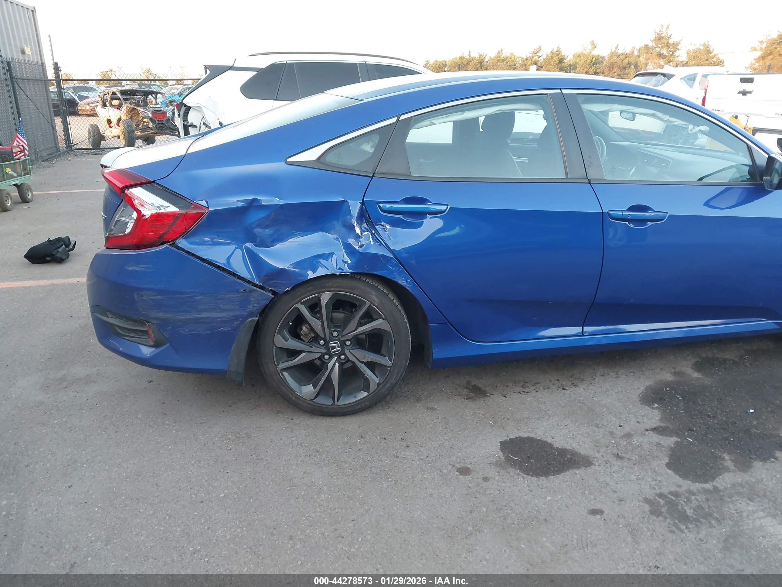 HONDA CIVIC image 6