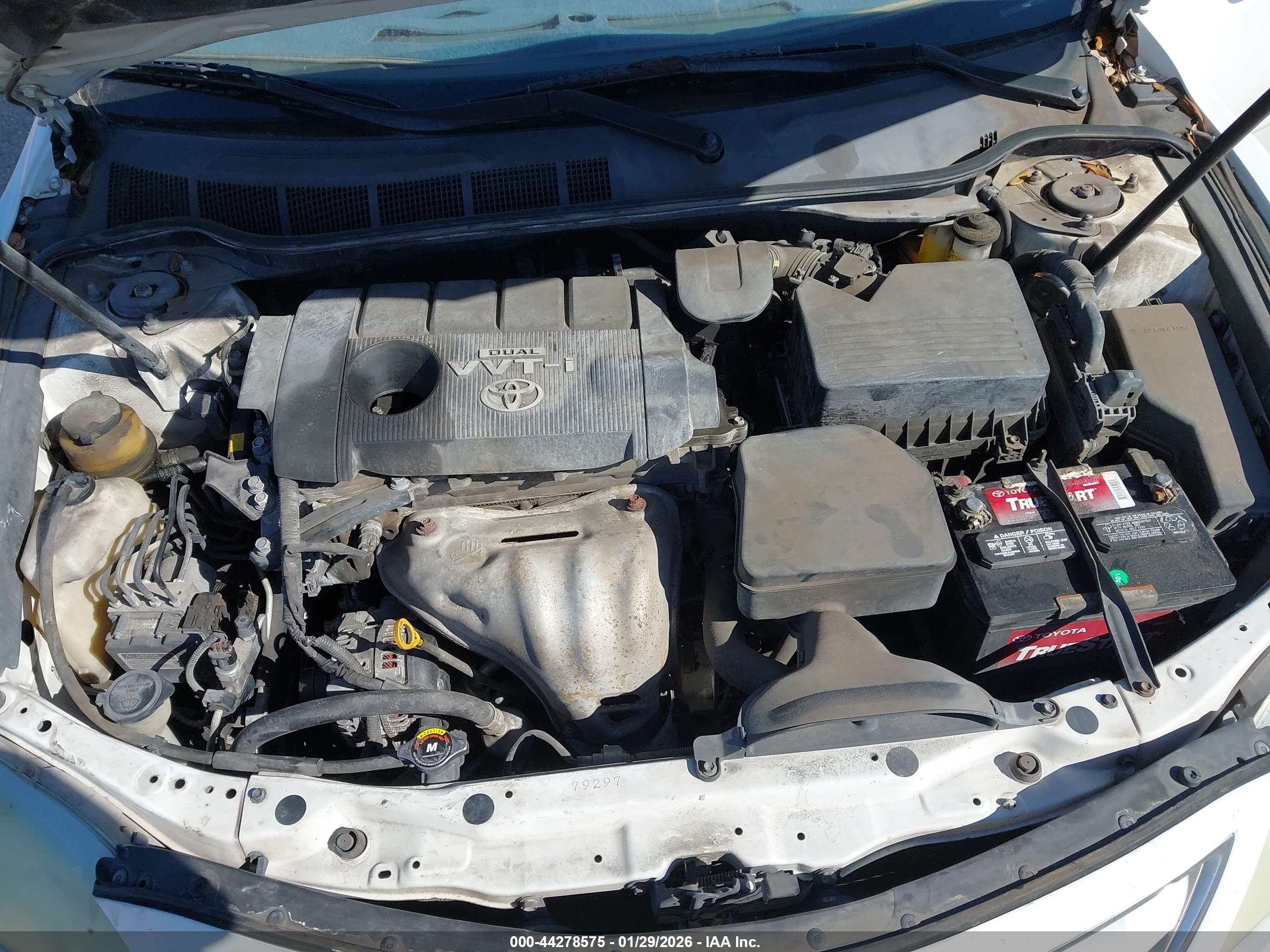 TOYOTA CAMRY image 10