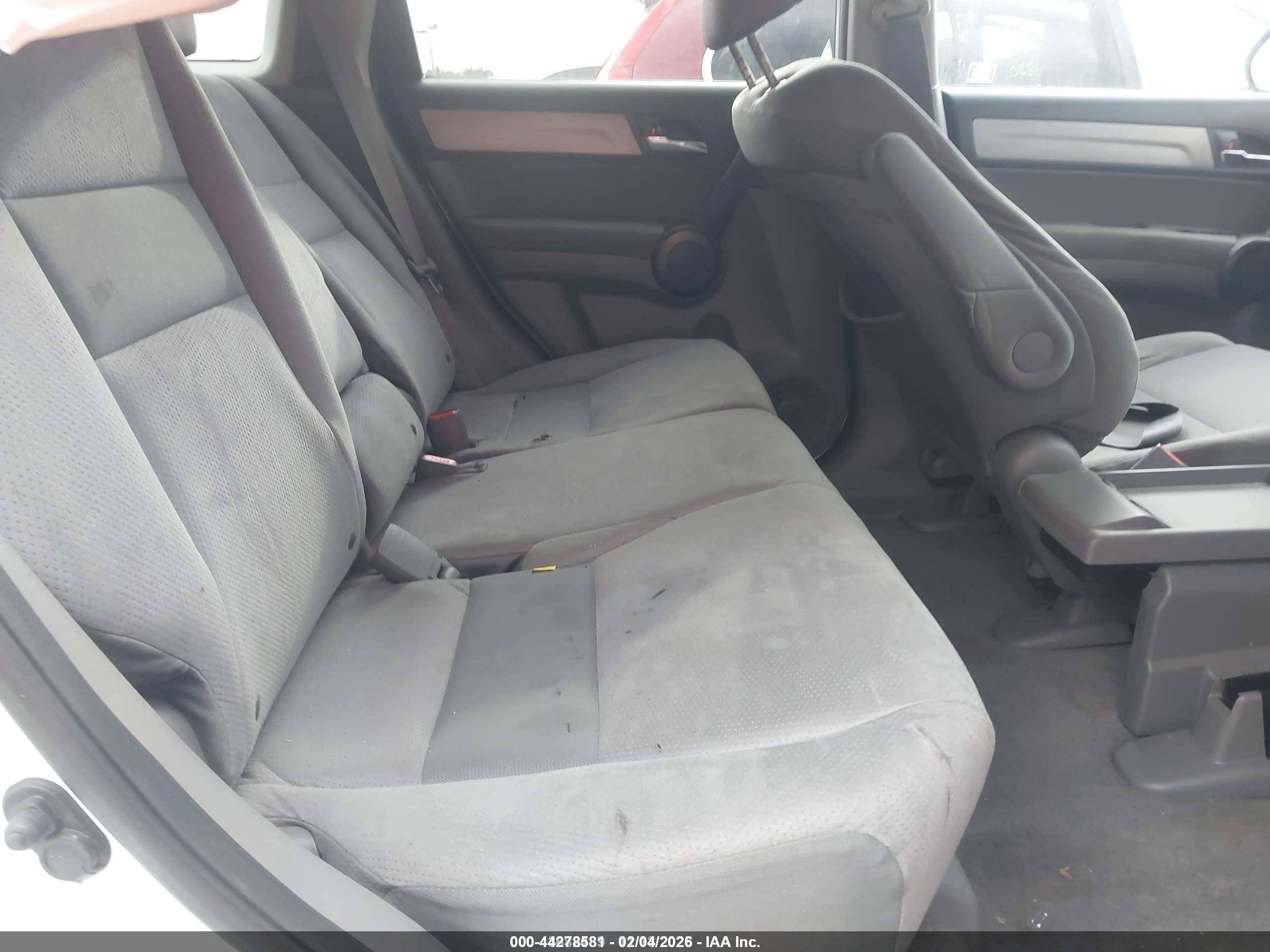 HONDA CR-V image 8