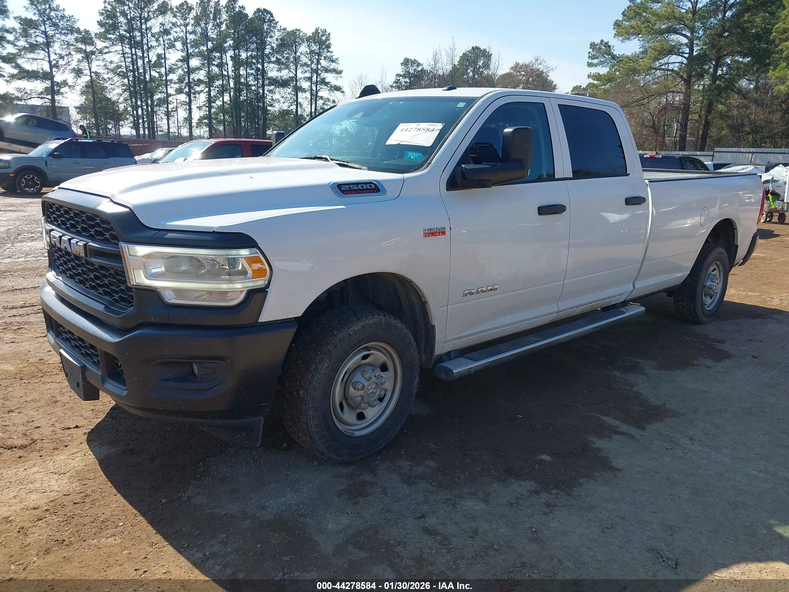 RAM 2500 image 2