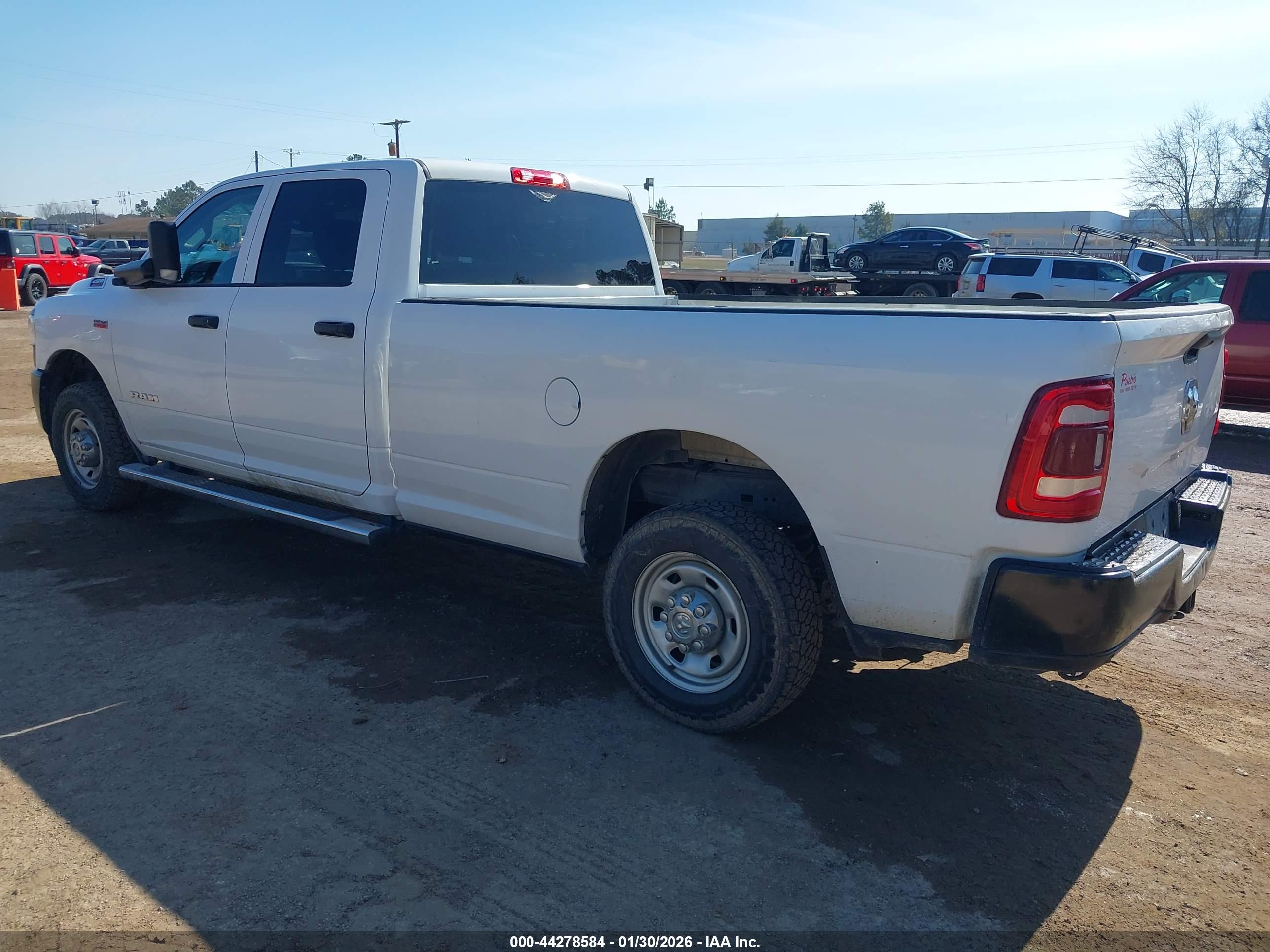RAM 2500 image 3