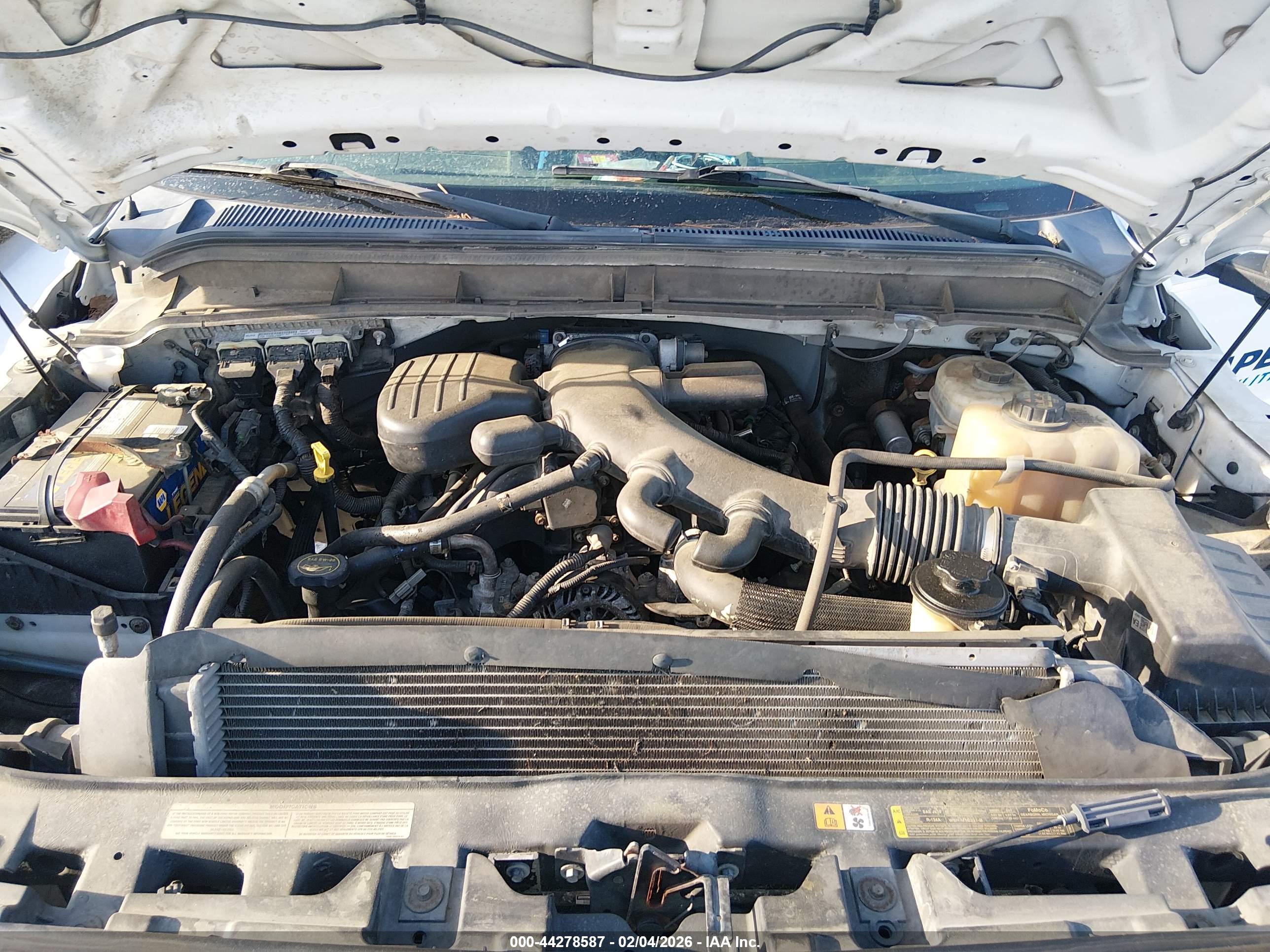 FORD F-450 image 10