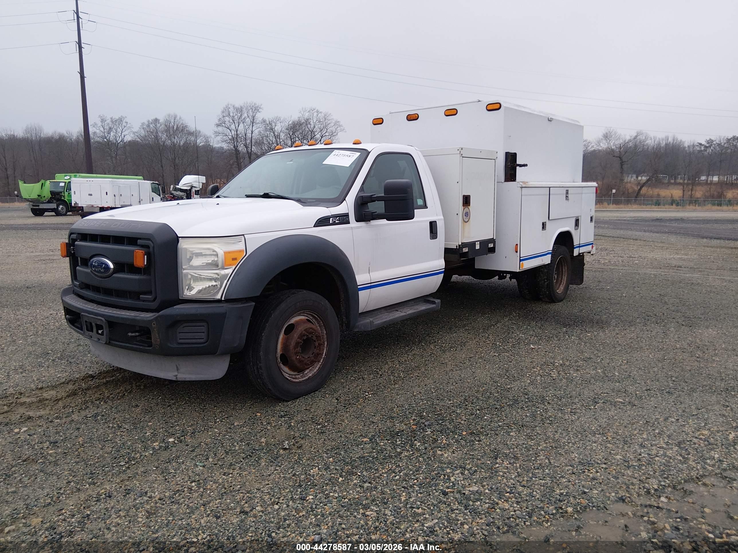 FORD F-450 image 2