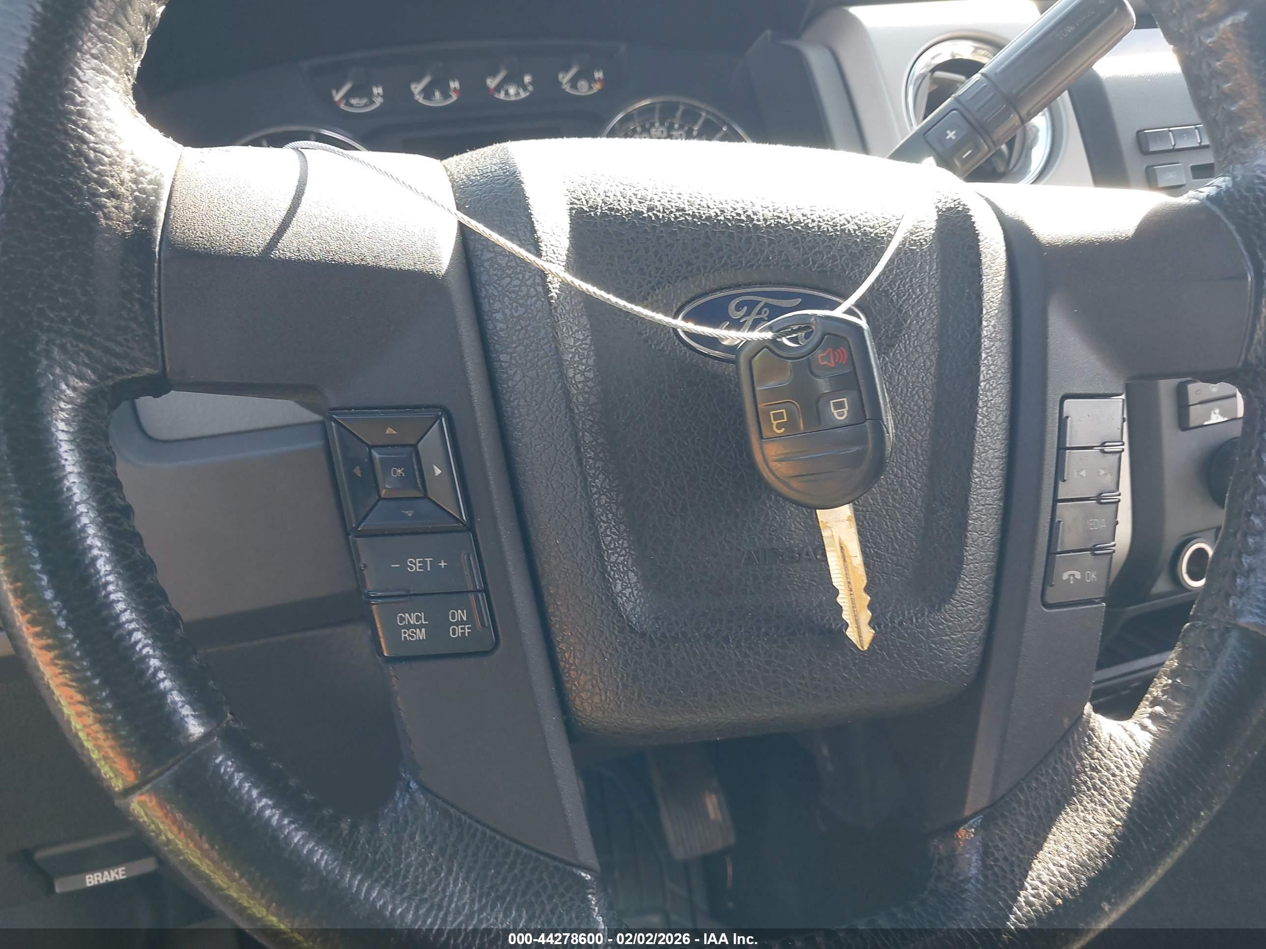 FORD F-150 image 11