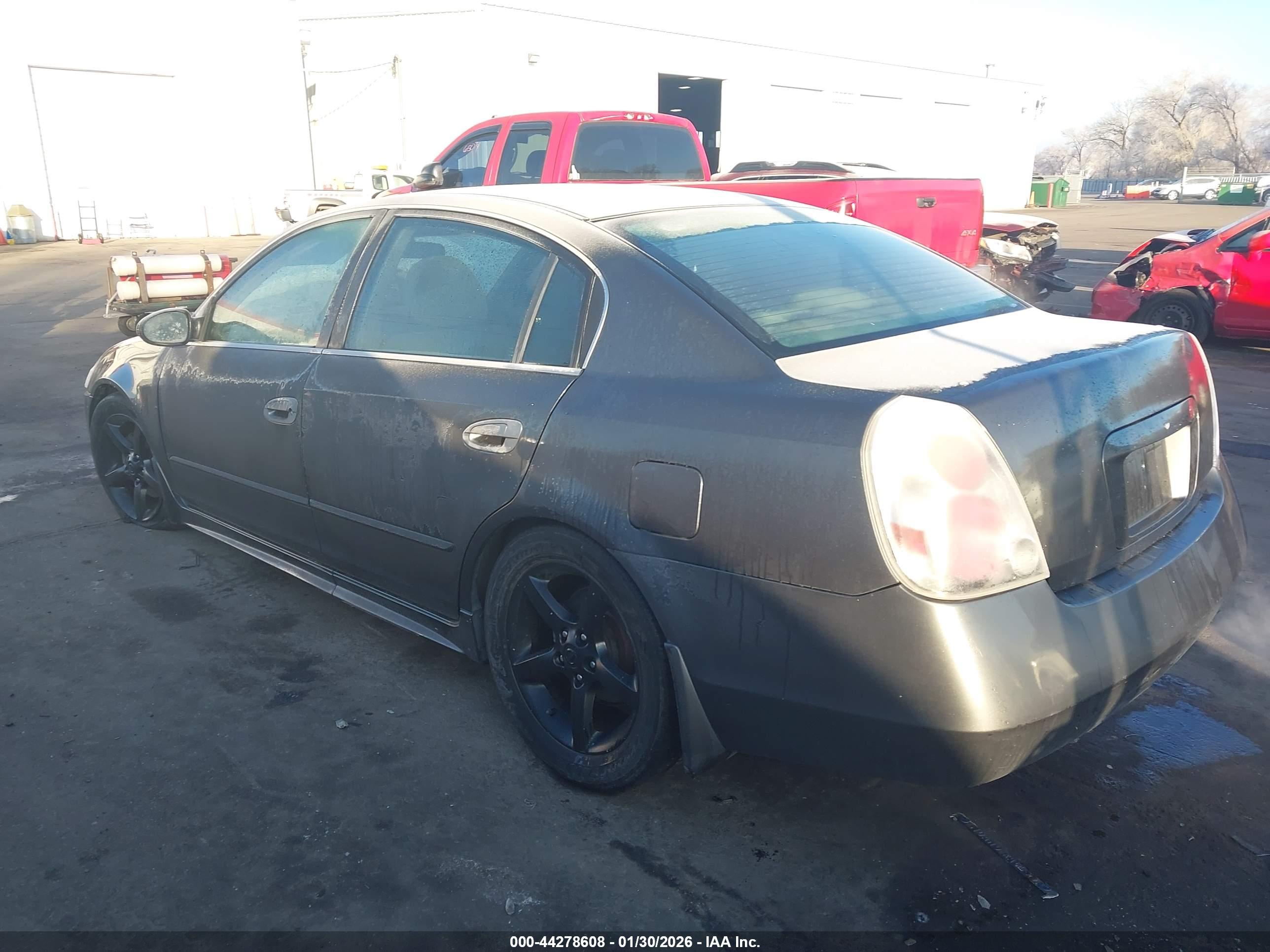 NISSAN ALTIMA image 3
