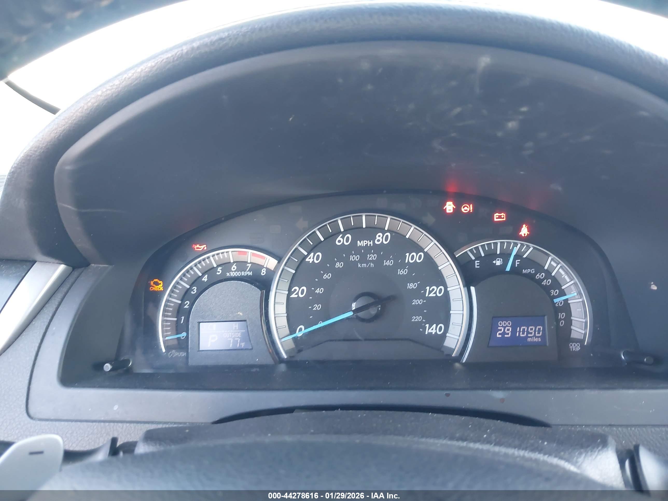TOYOTA CAMRY image 7
