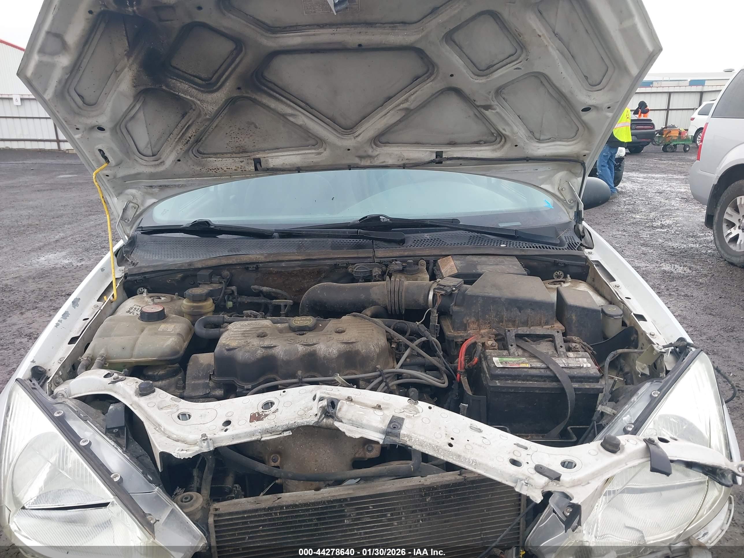 FORD FOCUS image 10