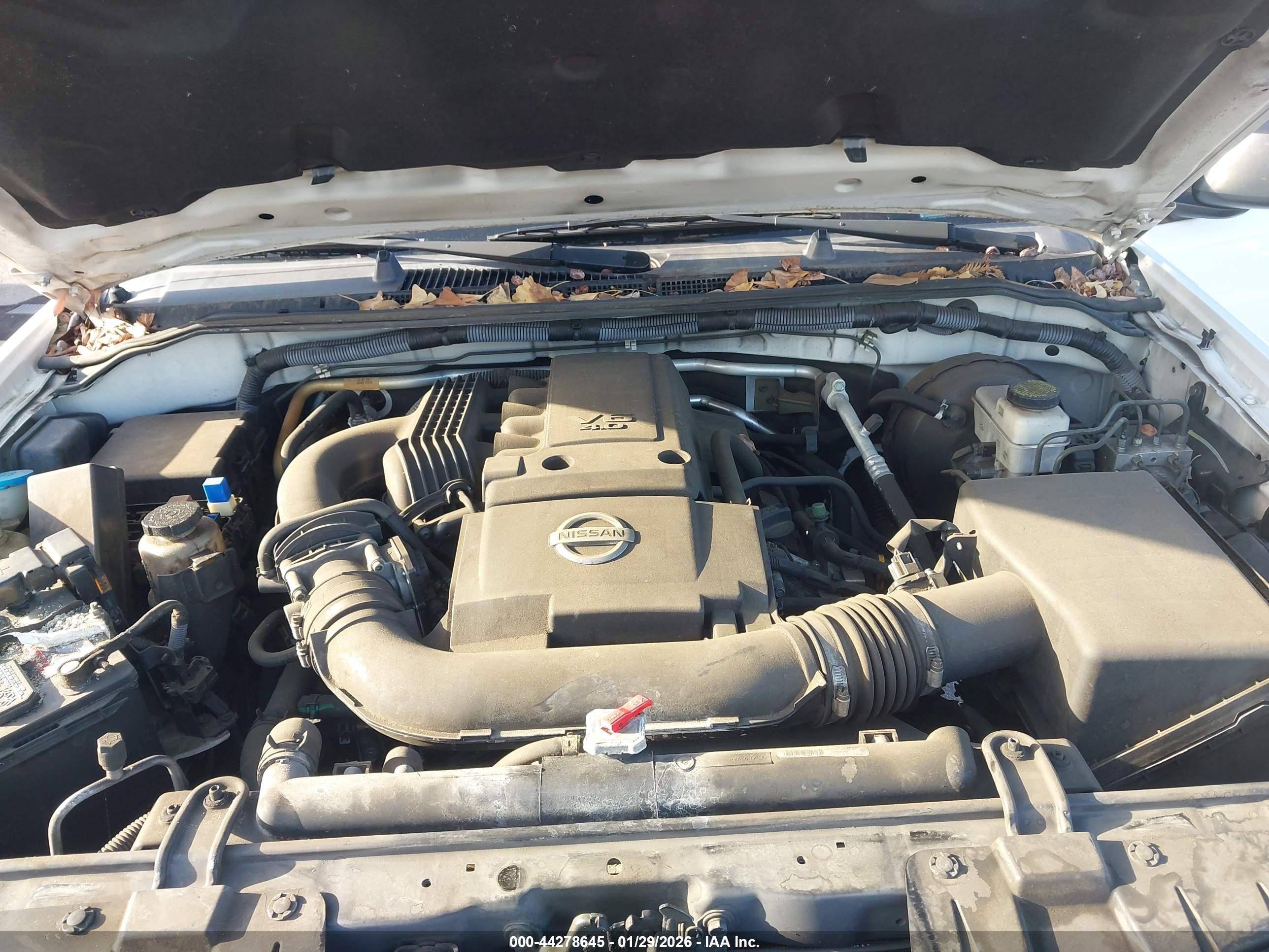 NISSAN FRONTIER image 10