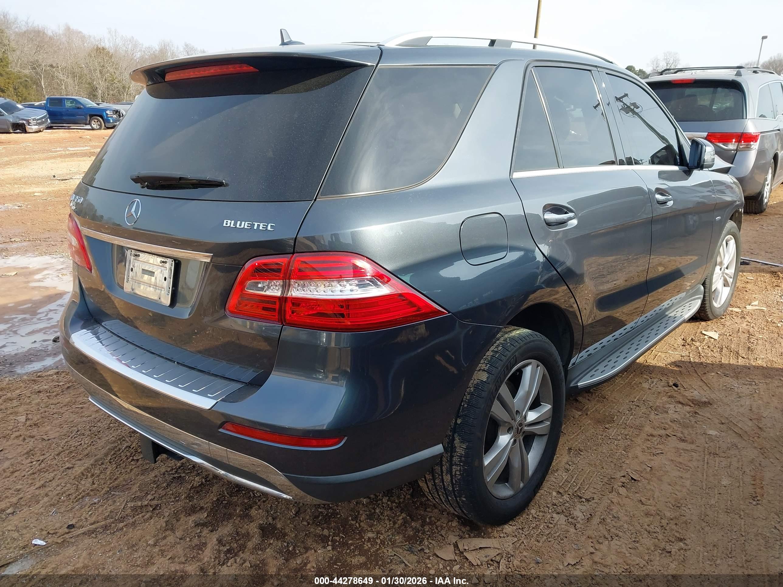 MERCEDES-BENZ ML image 4