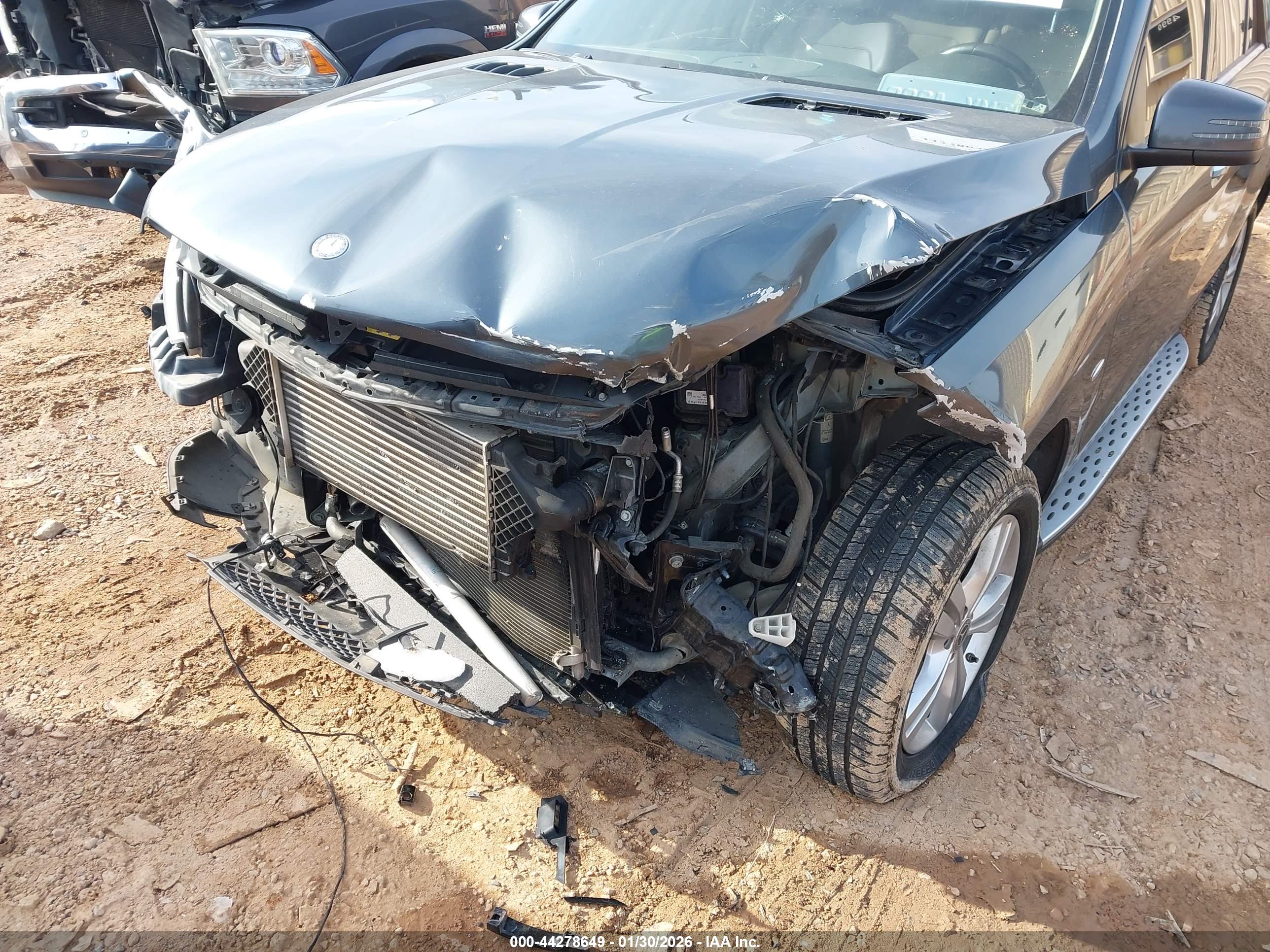 MERCEDES-BENZ ML image 6