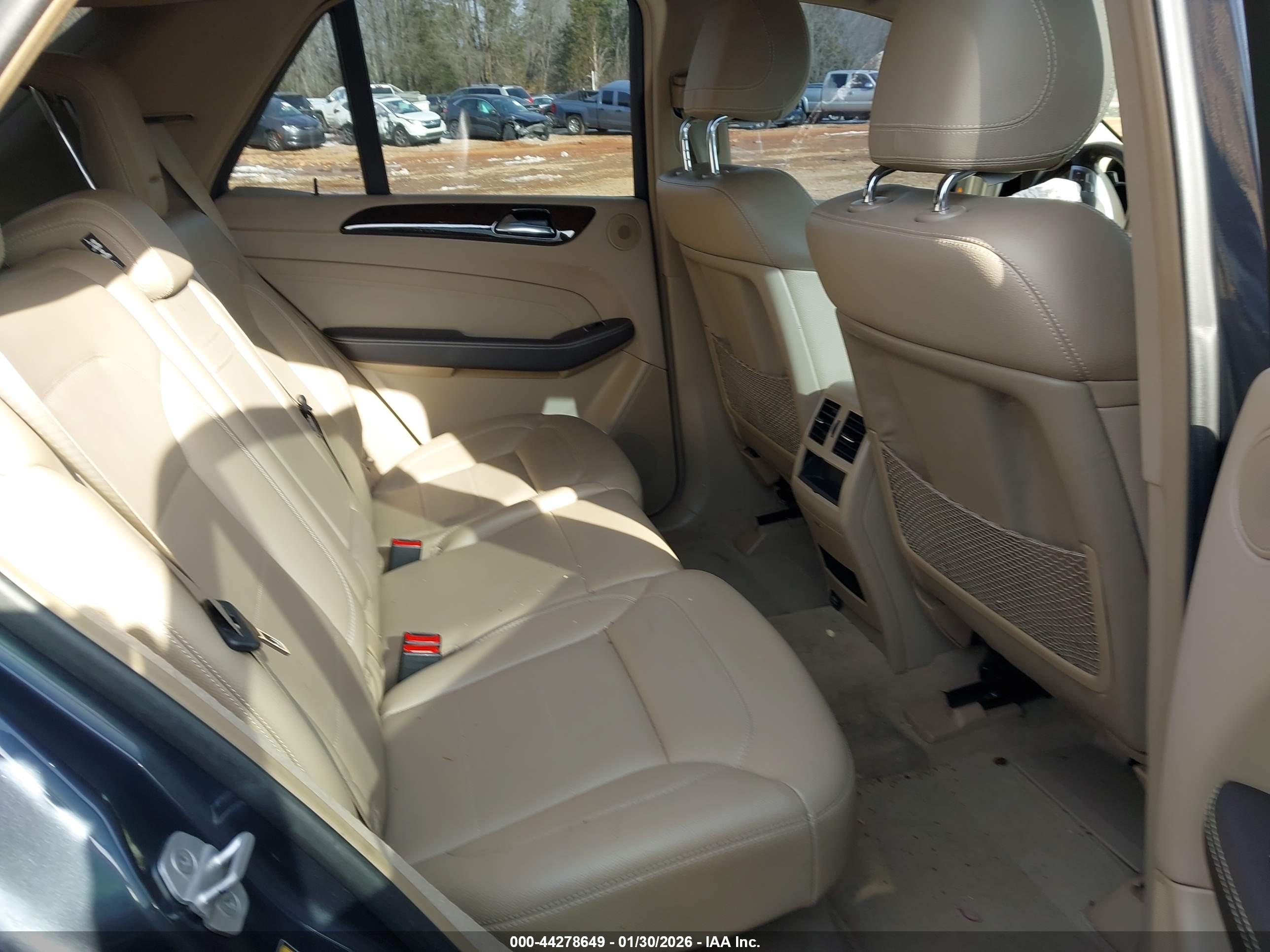 MERCEDES-BENZ ML image 8