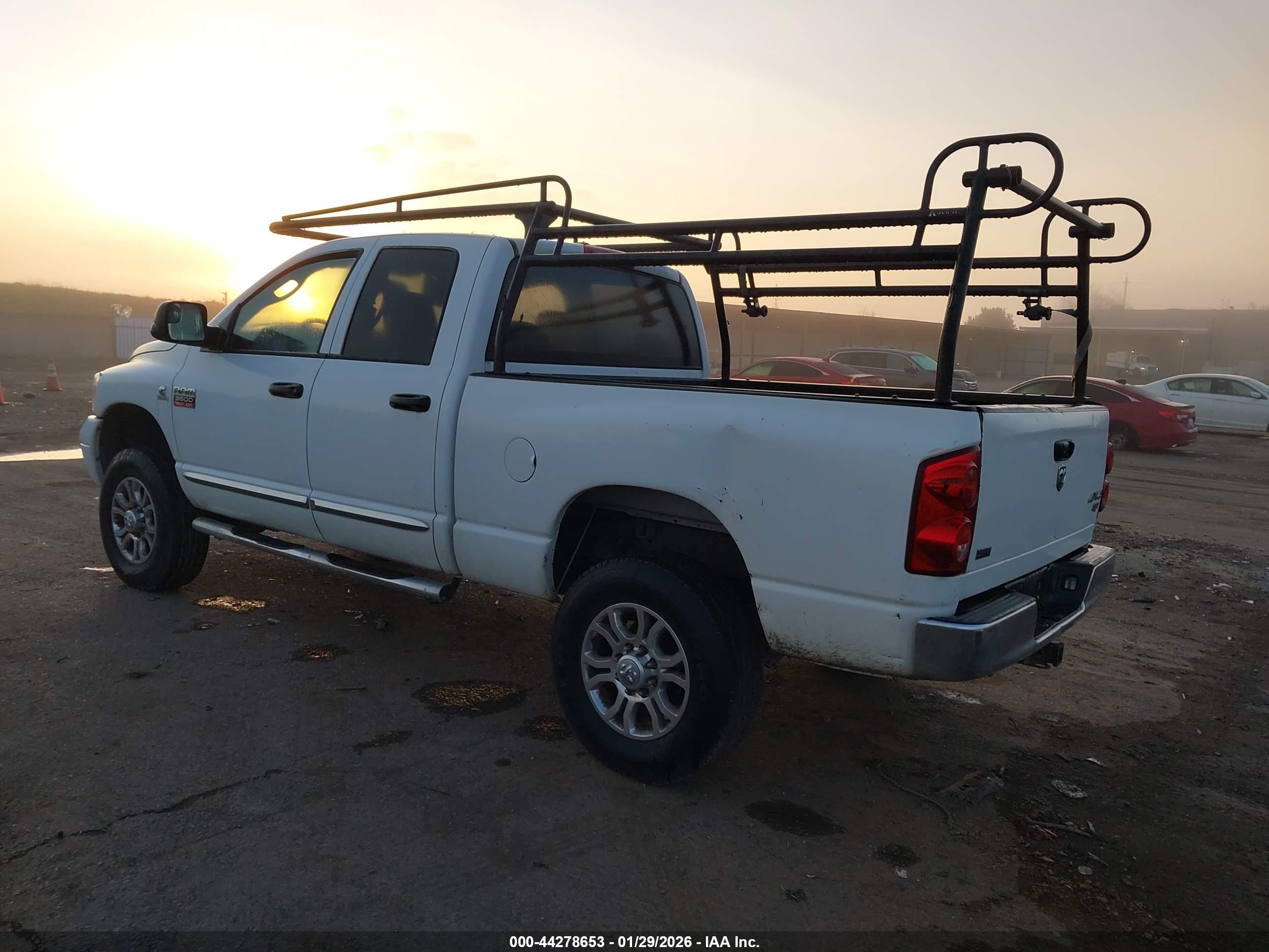 DODGE RAM image 3