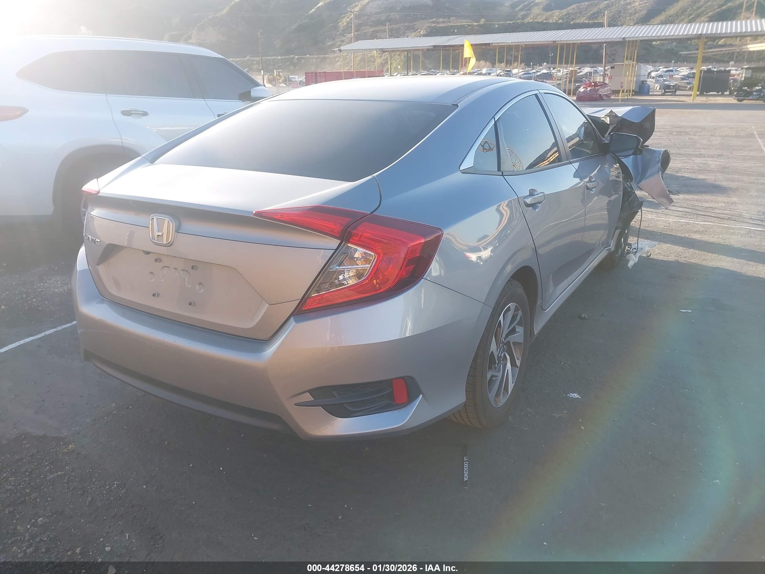 HONDA CIVIC image 4
