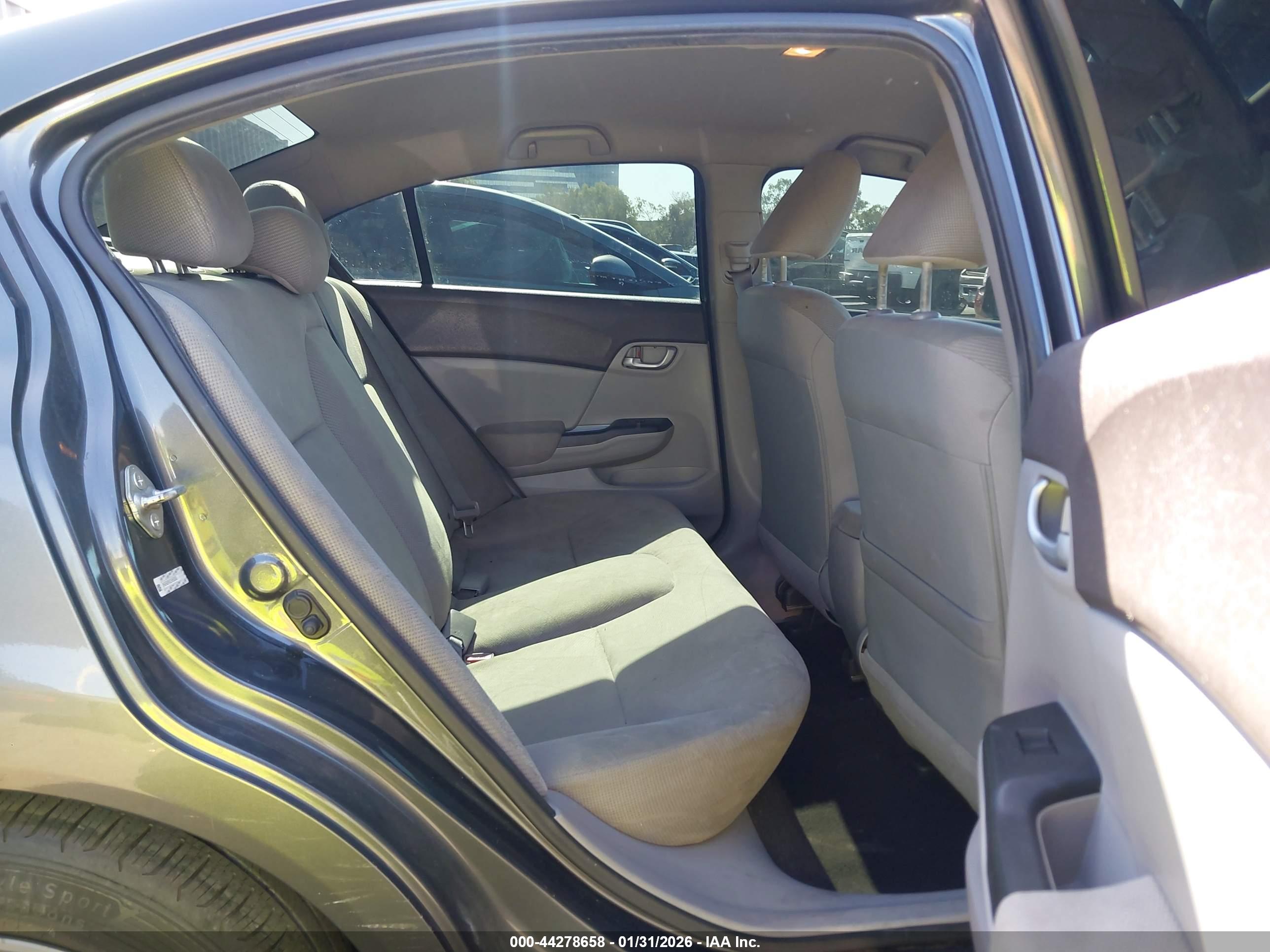 HONDA CIVIC image 8