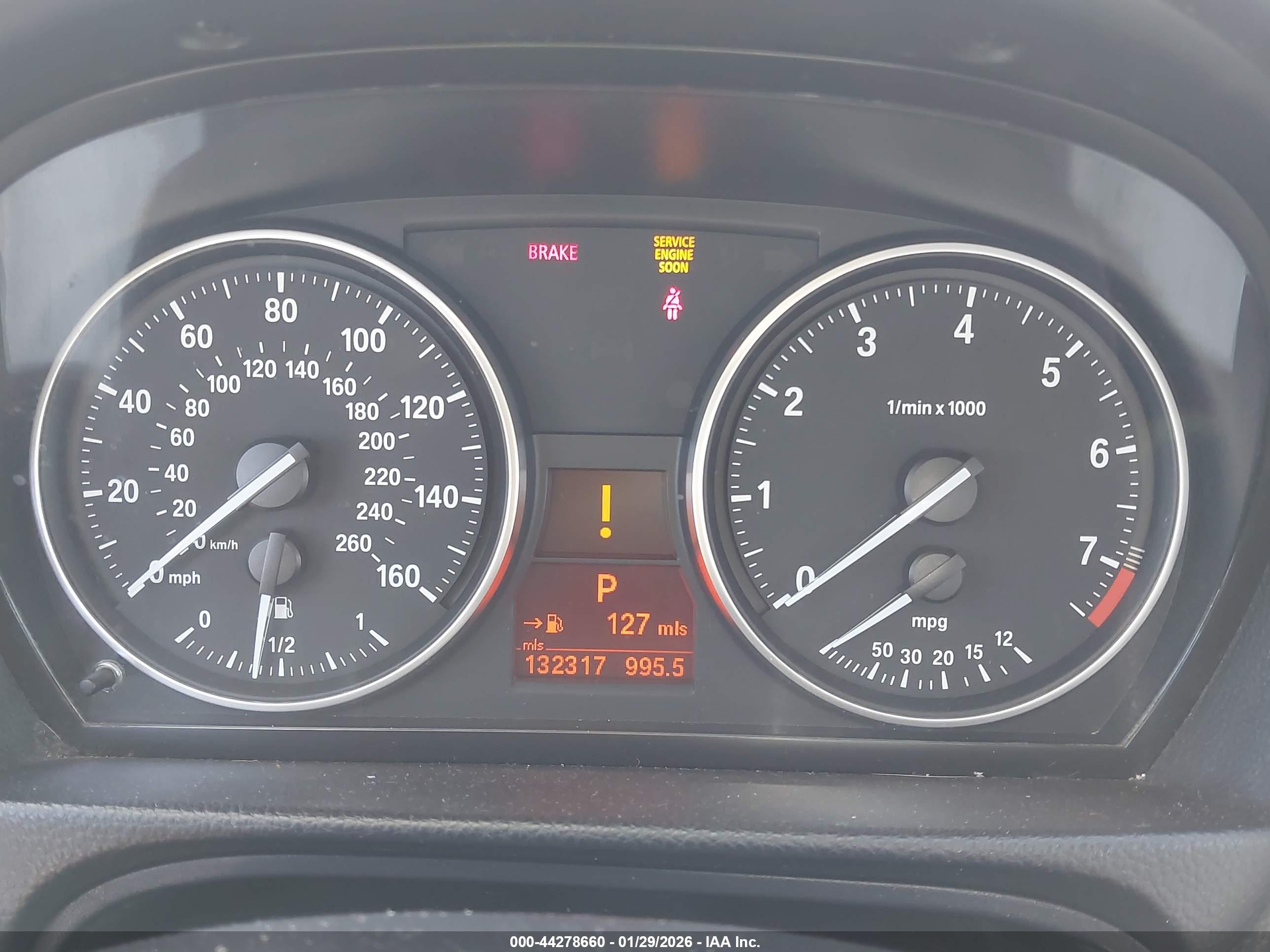 BMW 328I image 7
