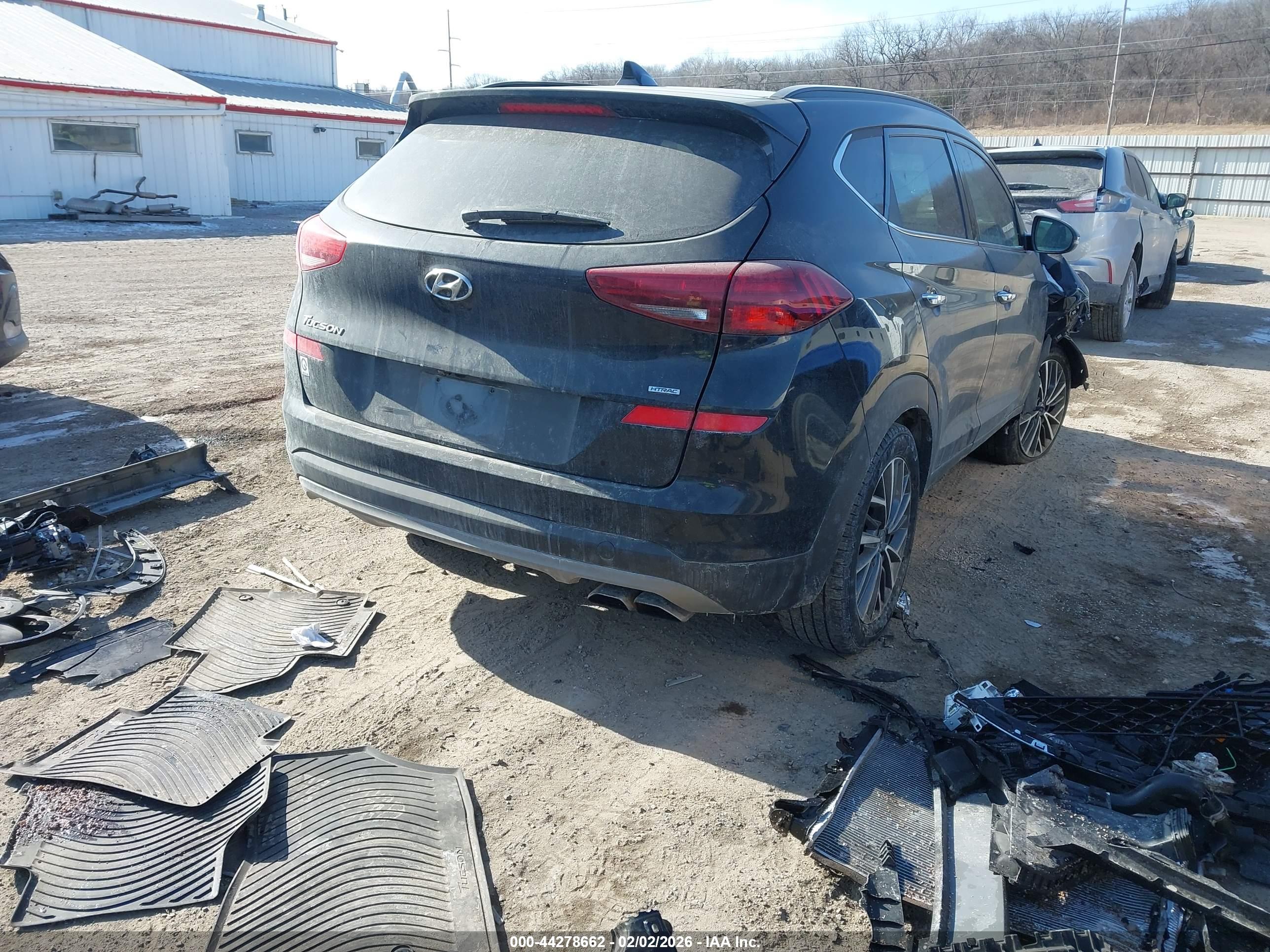 HYUNDAI TUCSON image 4