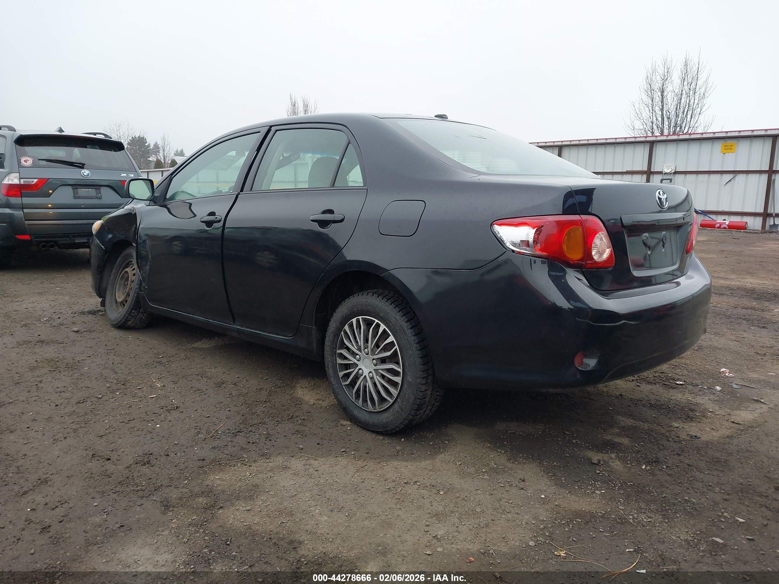 TOYOTA COROLLA image 3