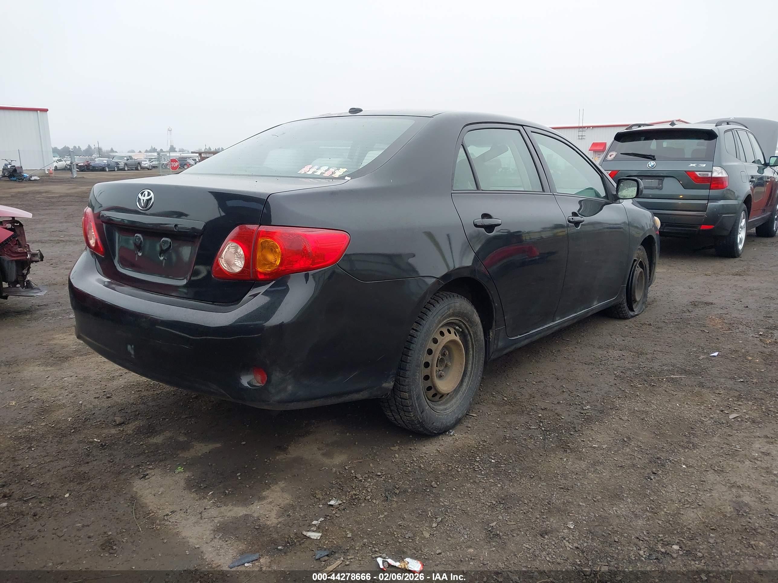 TOYOTA COROLLA image 4