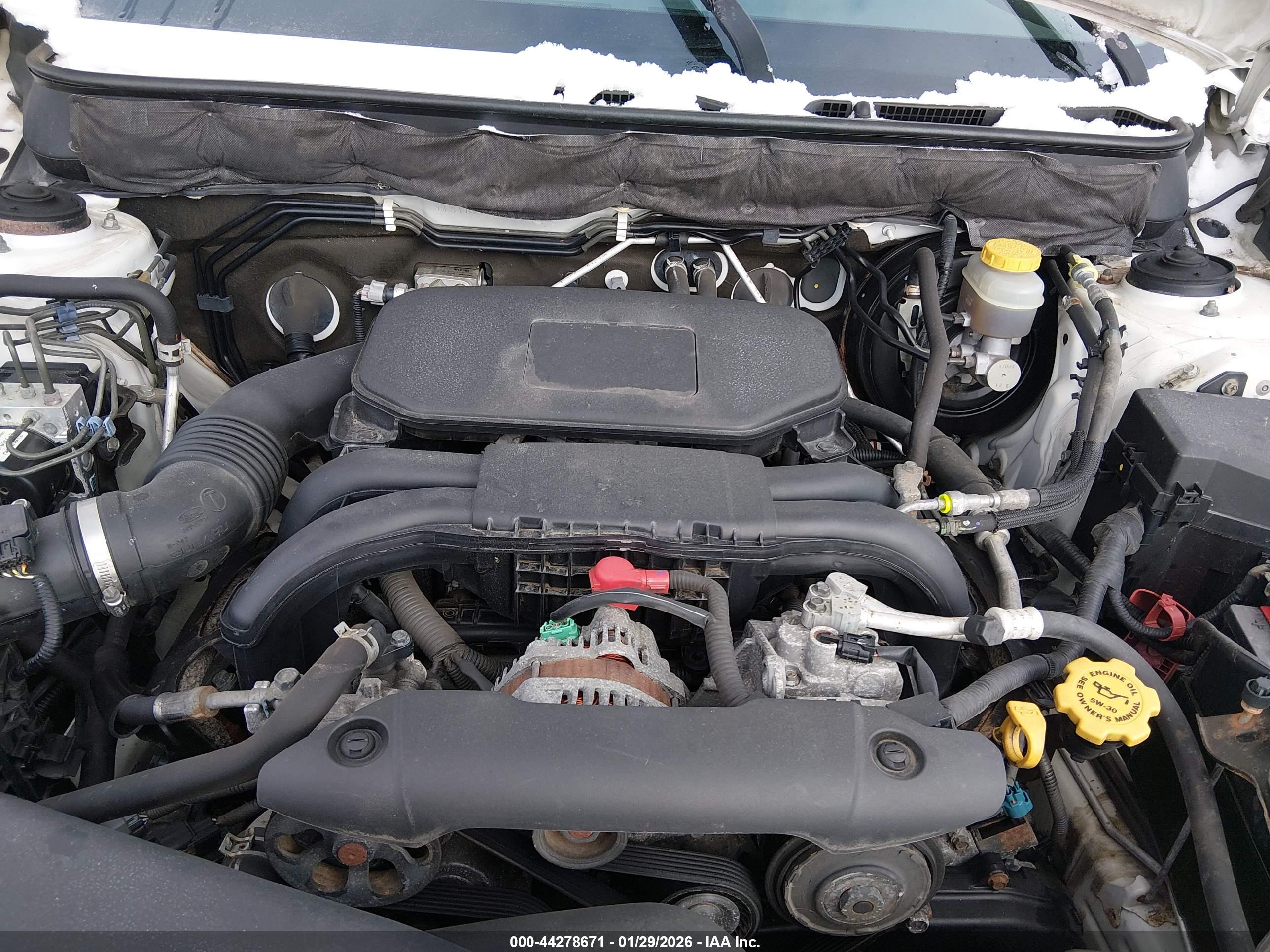 SUBARU OUTBACK image 10