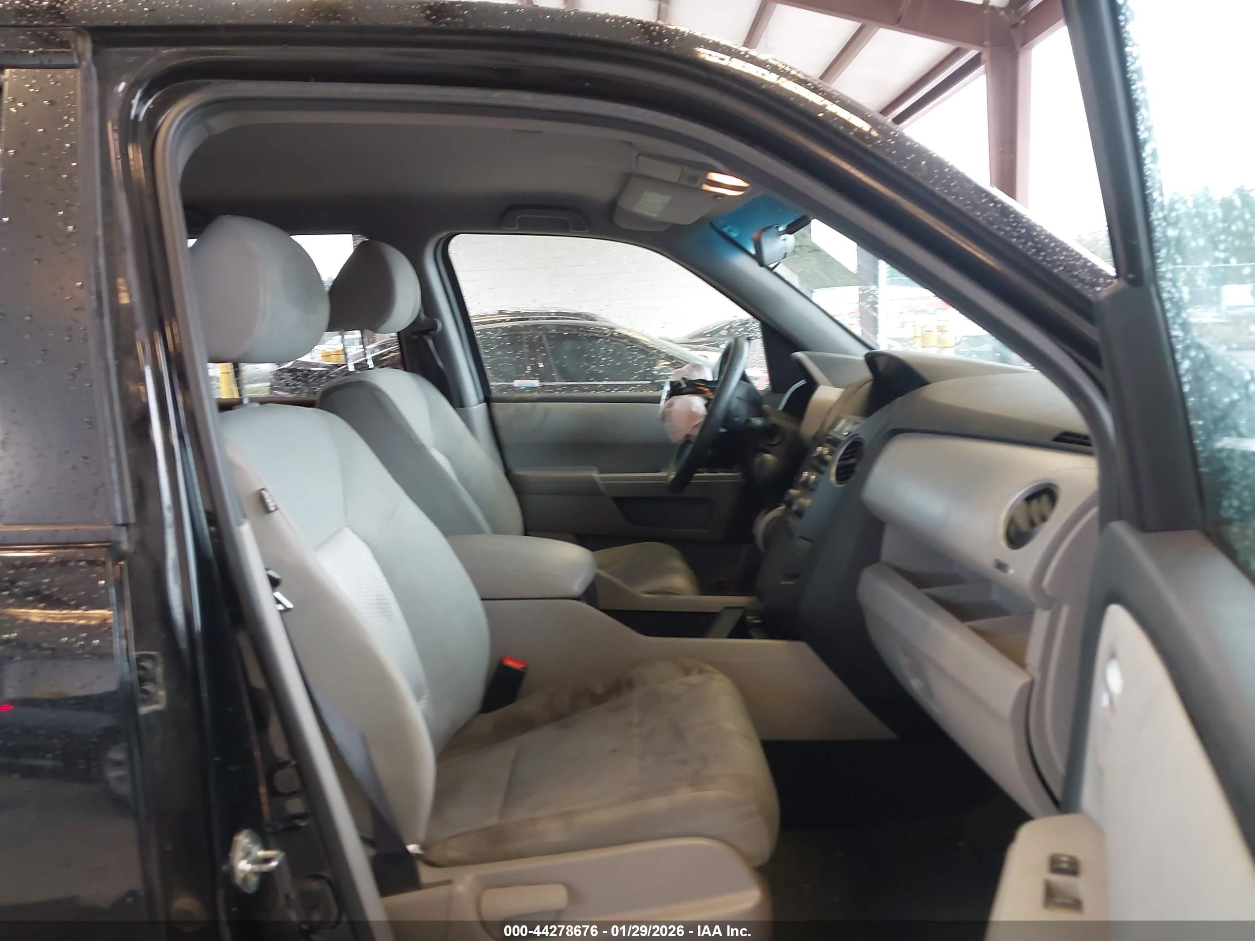 HONDA PILOT image 5