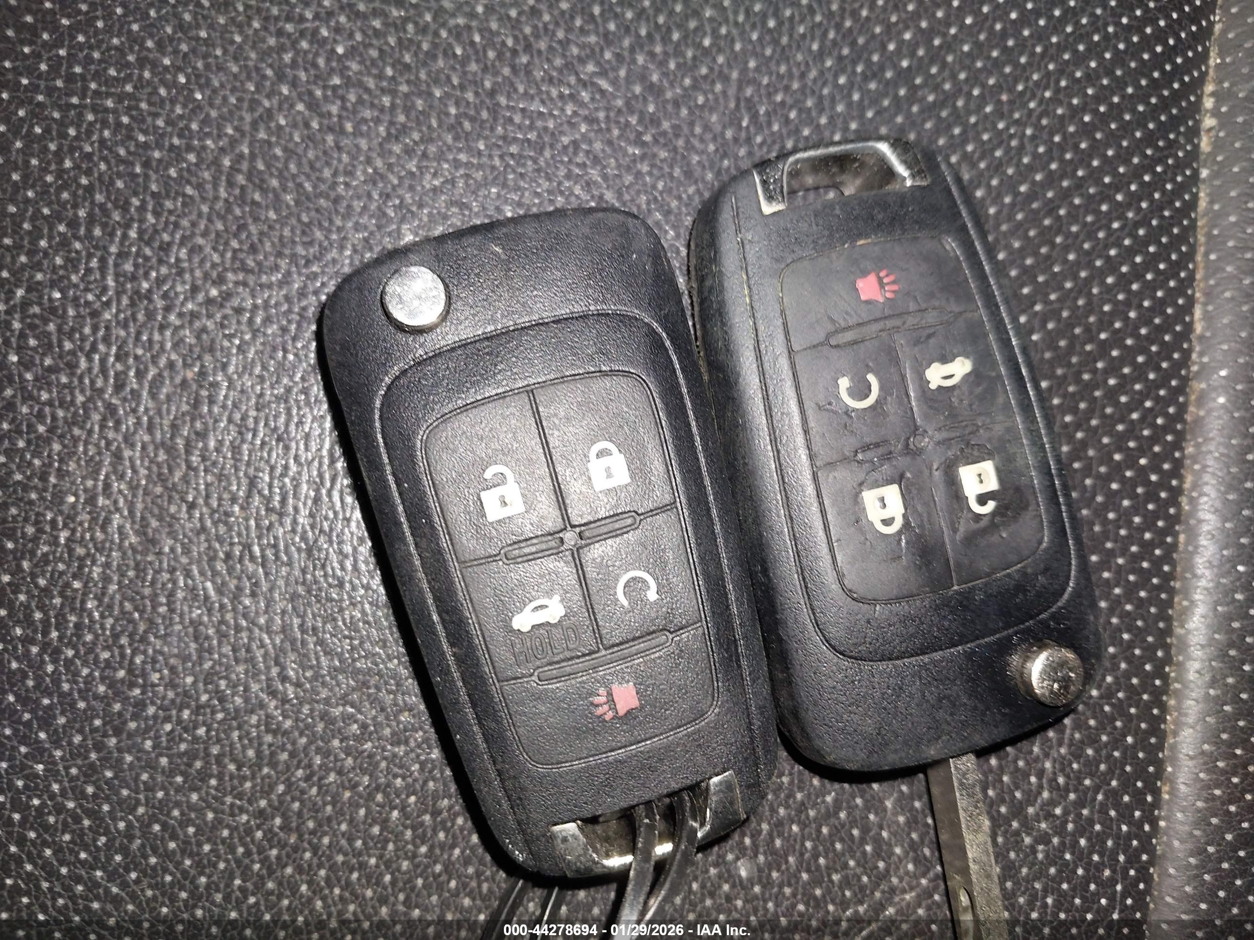 GMC TERRAIN image 11