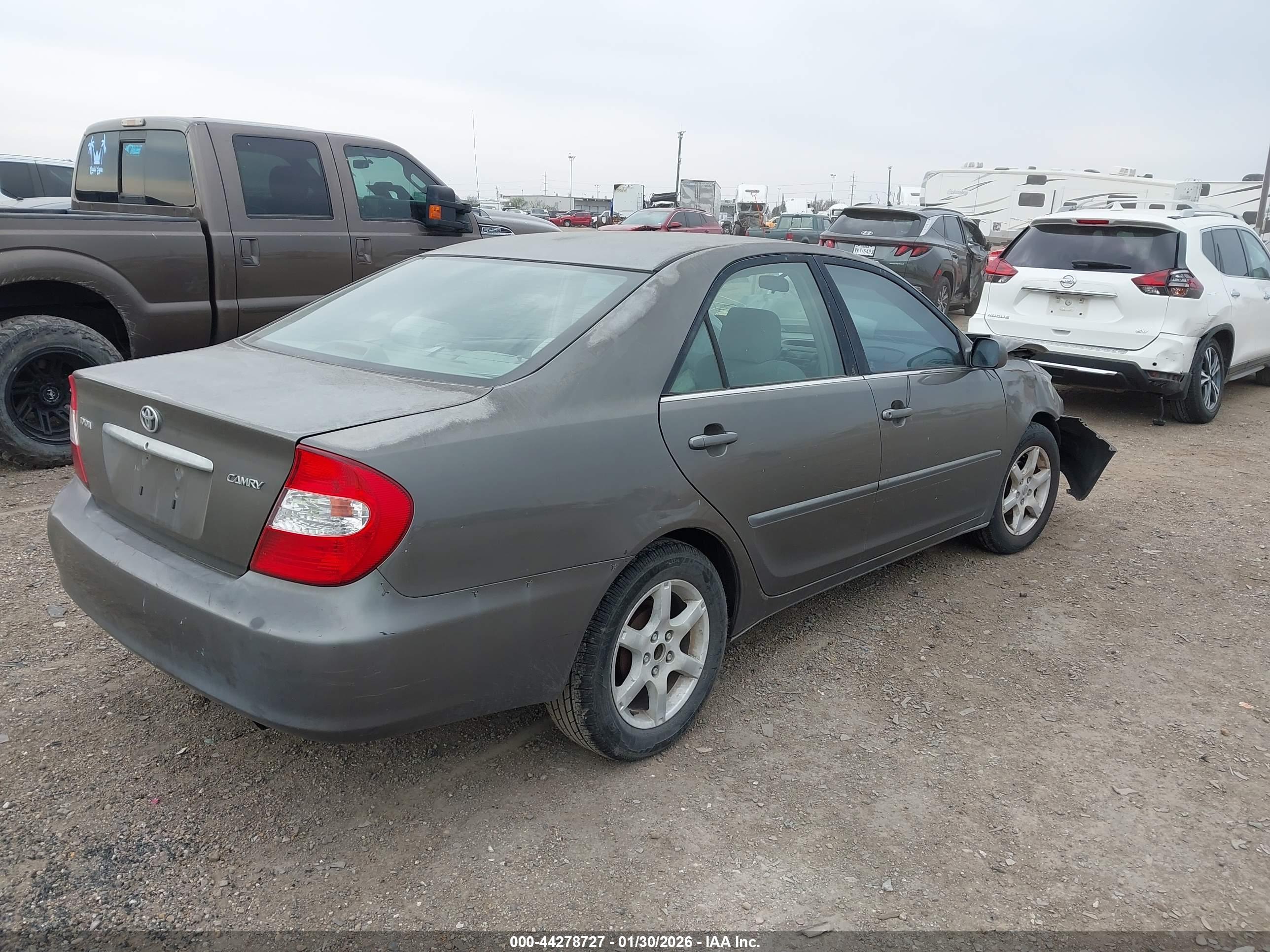 TOYOTA CAMRY image 4