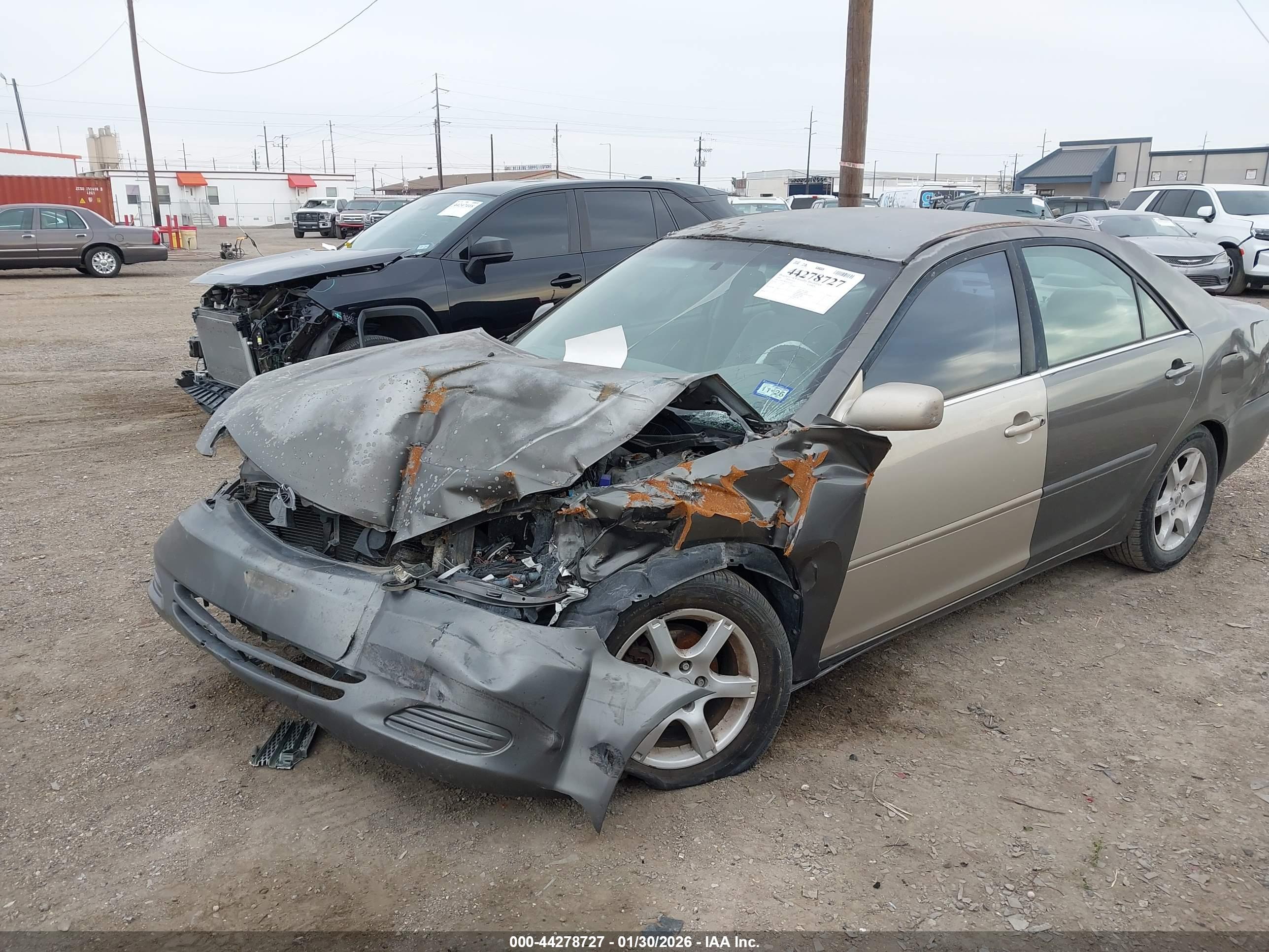 TOYOTA CAMRY image 6