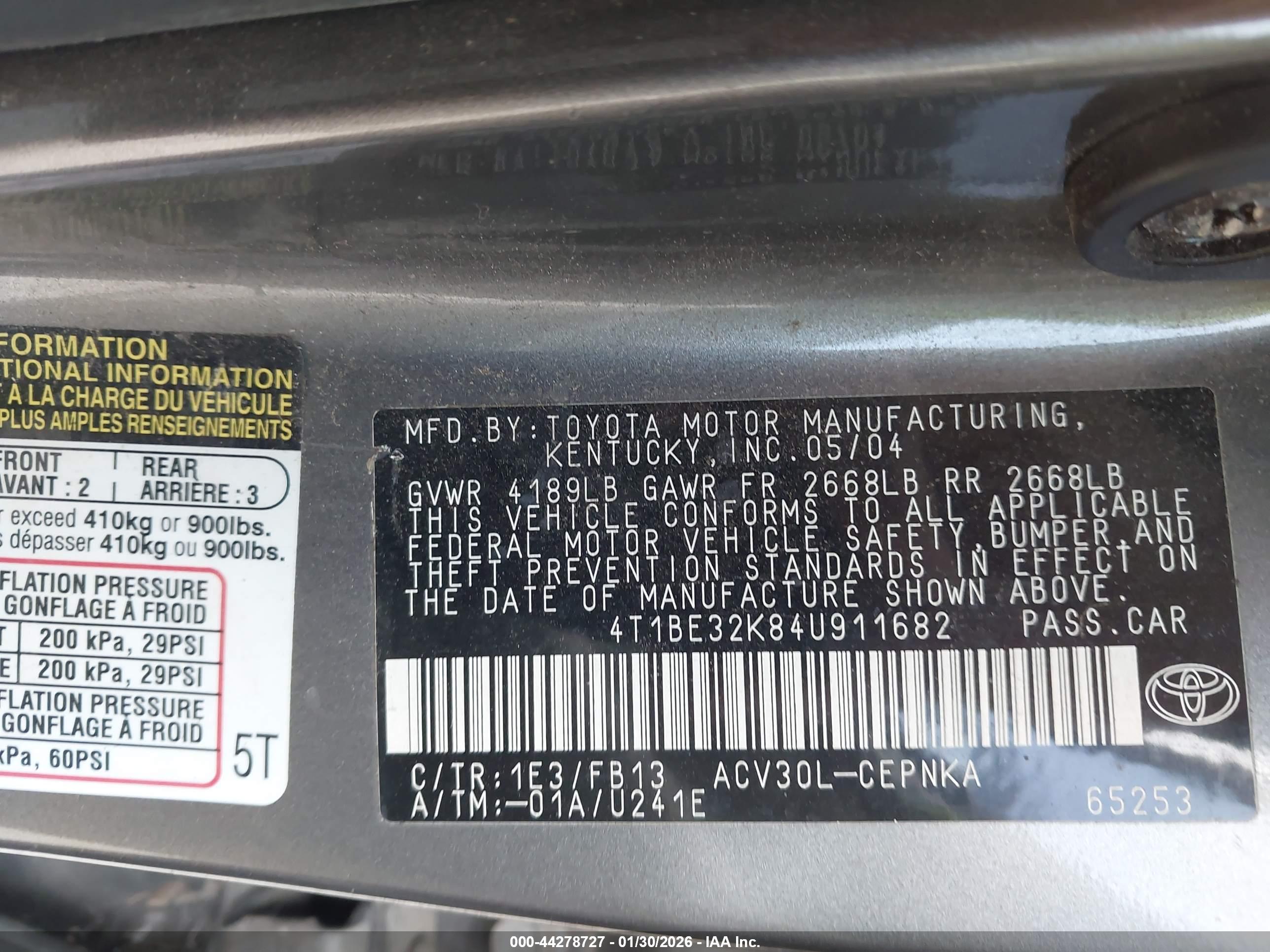 TOYOTA CAMRY image 9