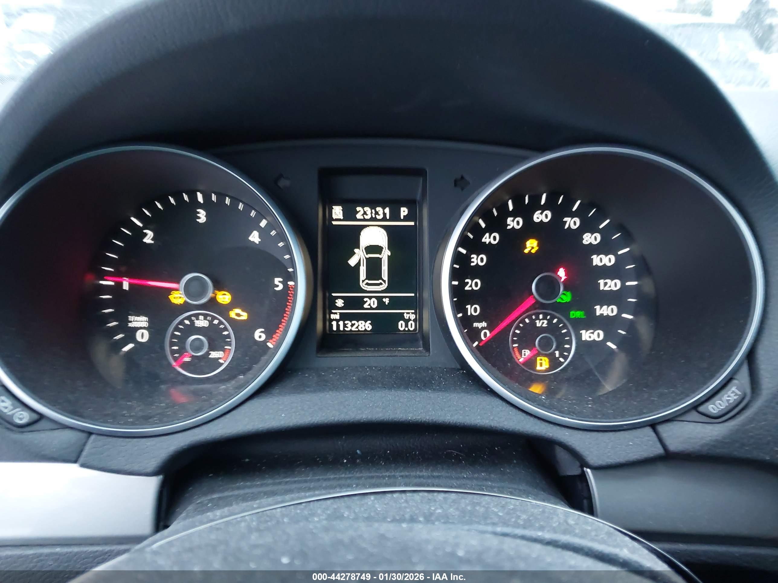 VOLKSWAGEN GOLF image 7