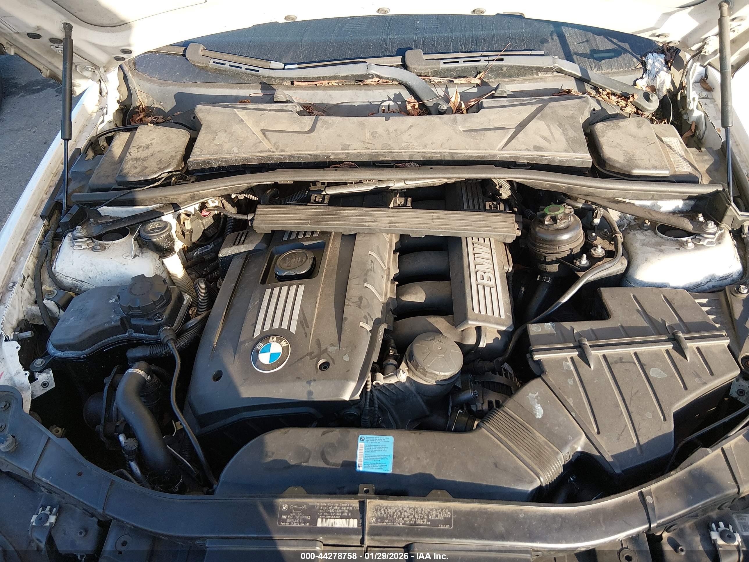 BMW 328I image 10