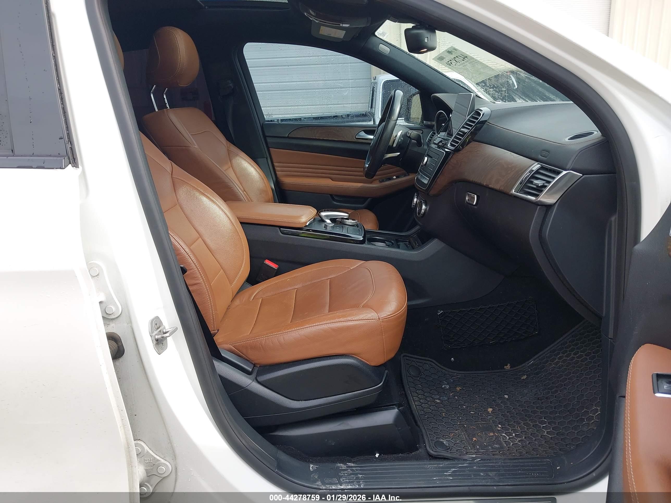 MERCEDES-BENZ GLE image 5