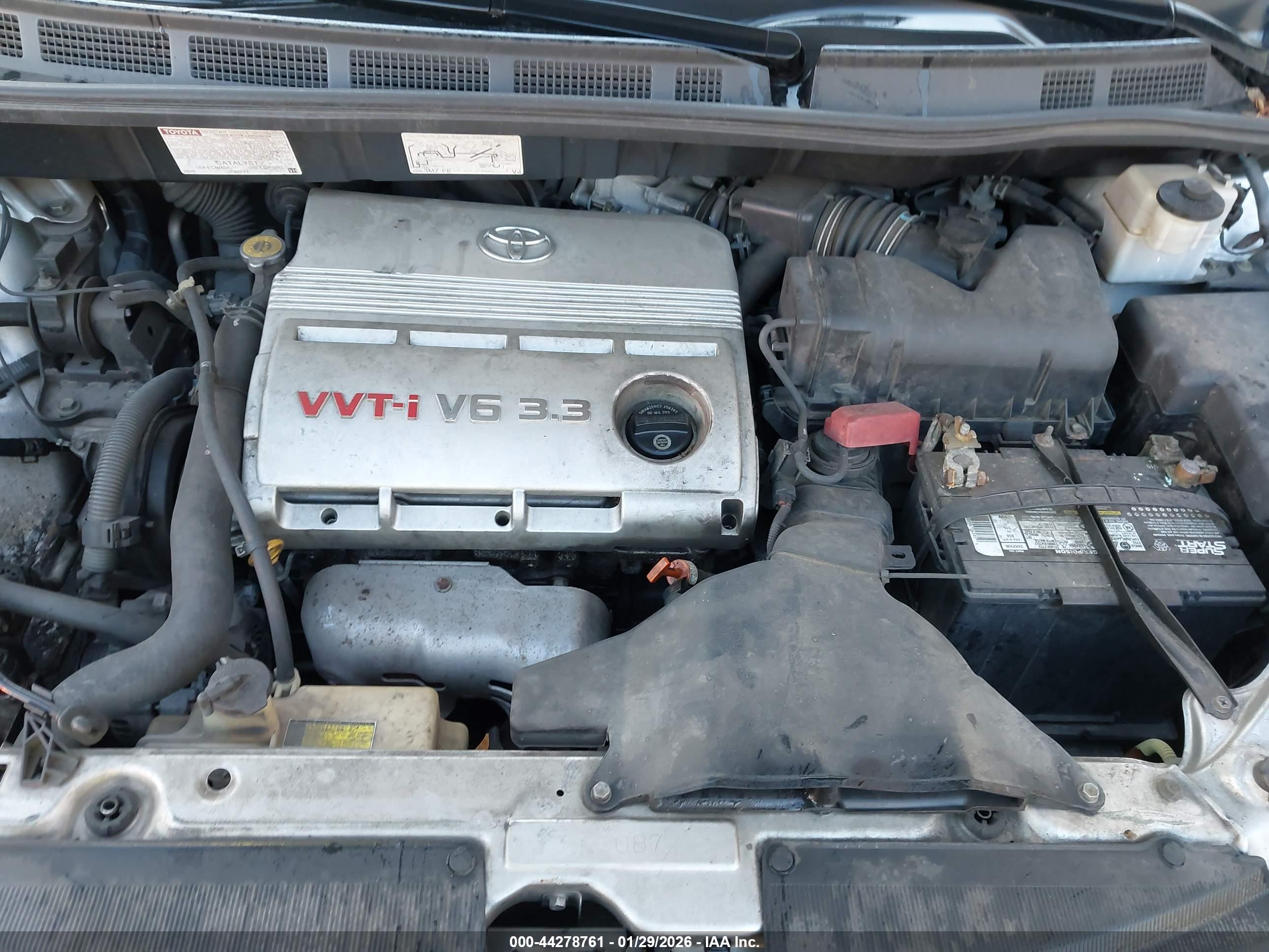 TOYOTA SIENNA image 10