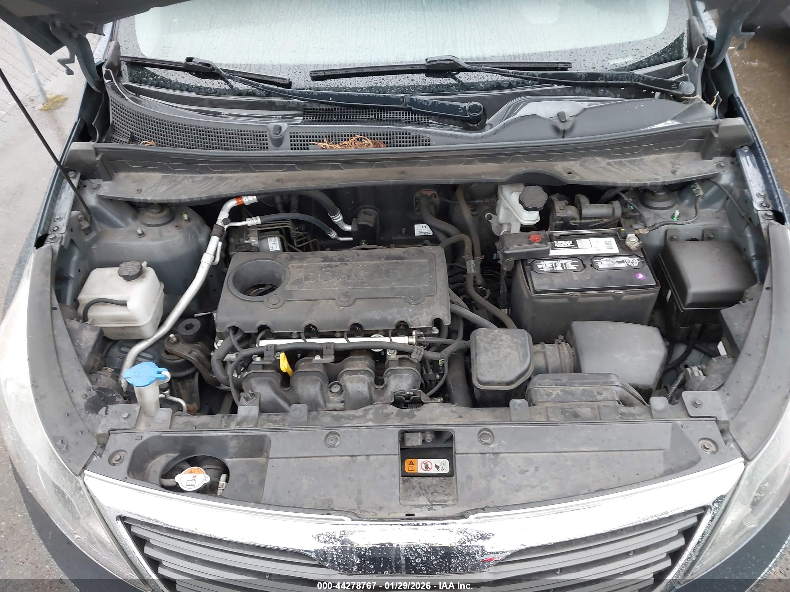 KIA SPORTAGE image 10