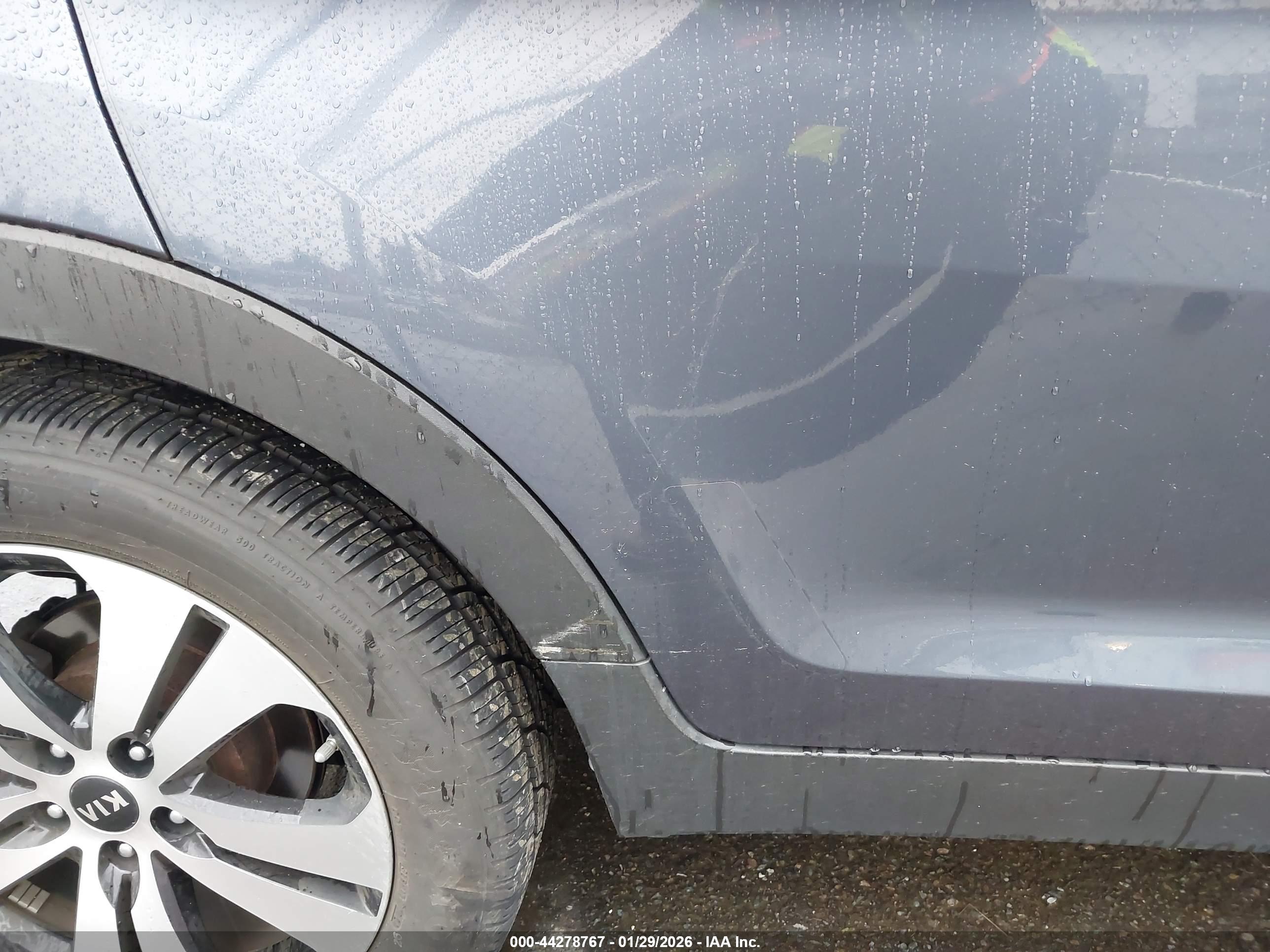 KIA SPORTAGE image 6