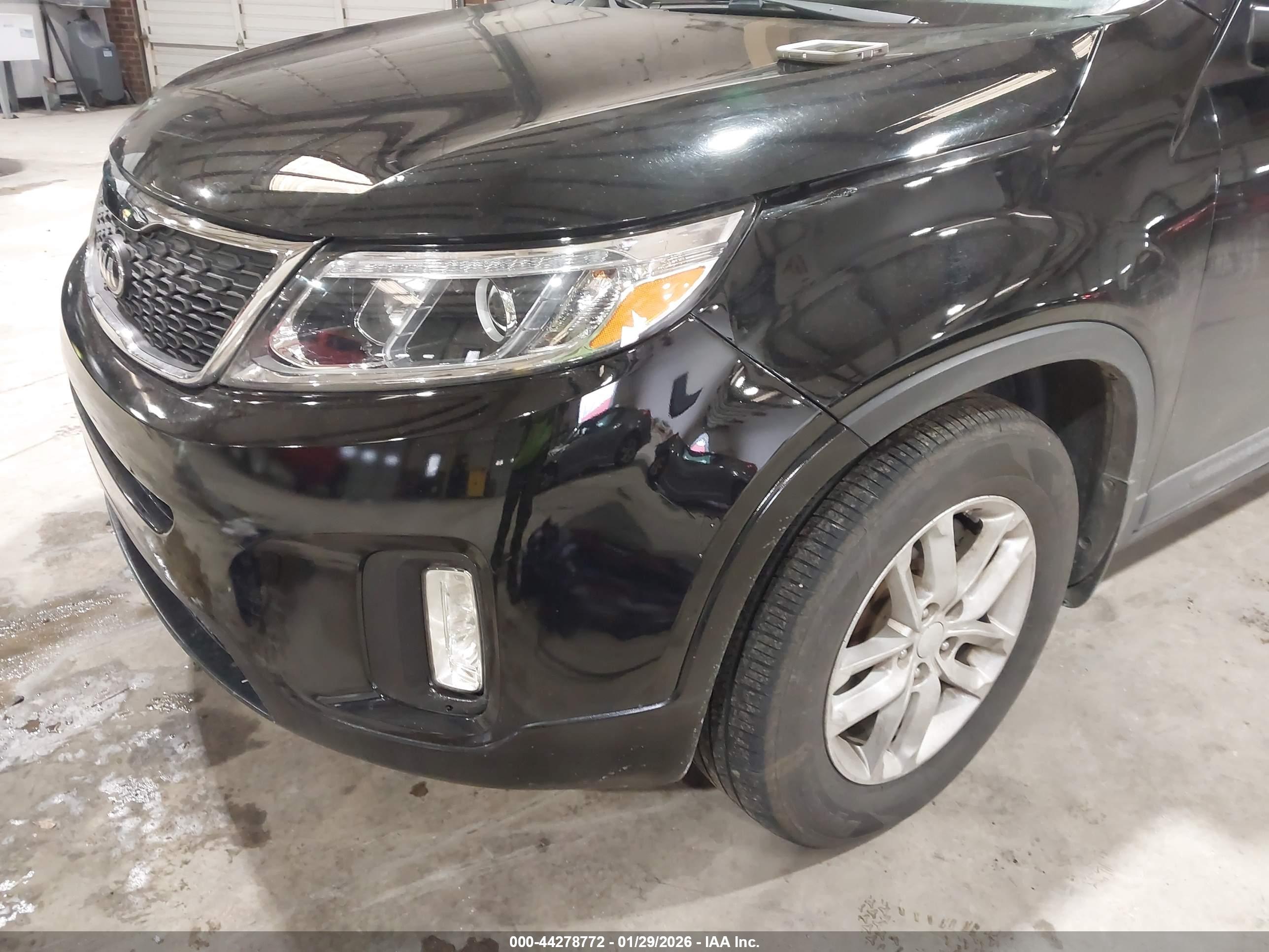 KIA SORENTO image 6