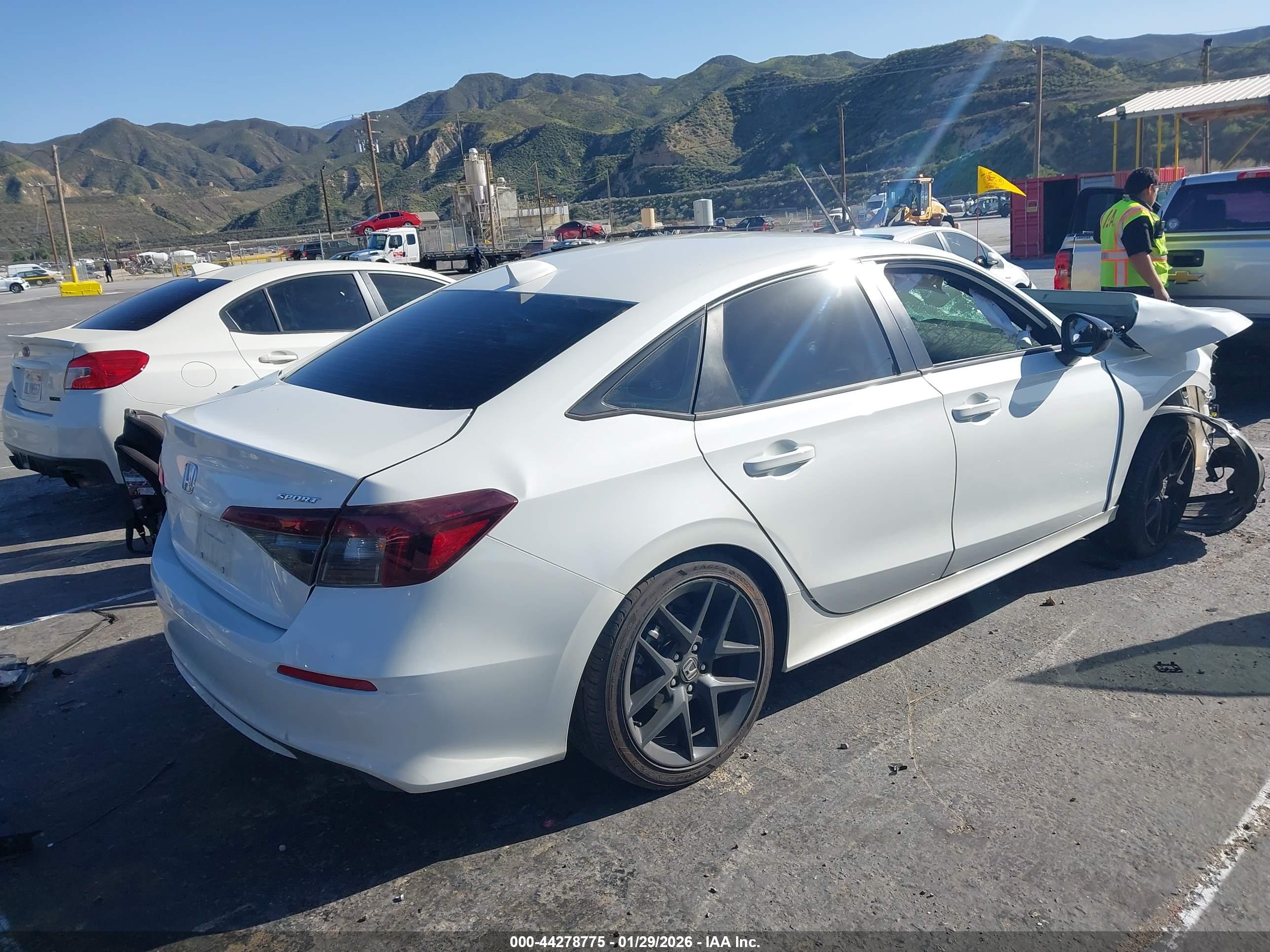 HONDA CIVIC image 4