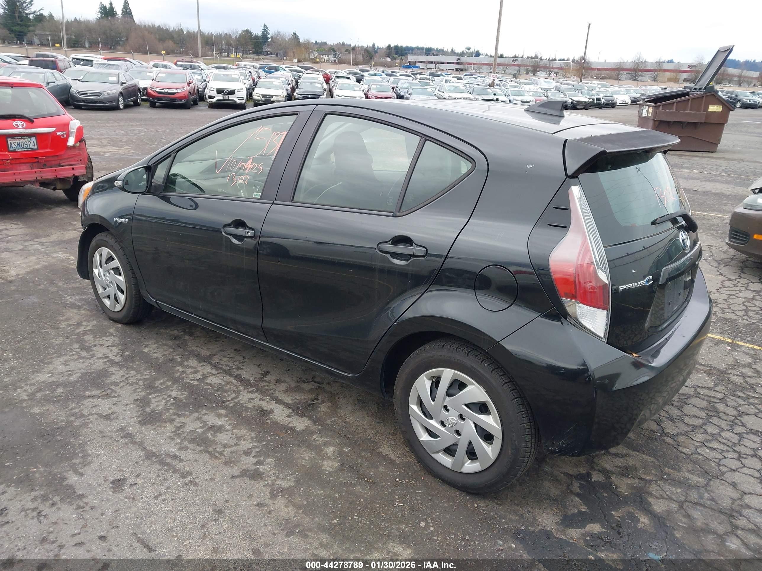 TOYOTA PRIUS image 3