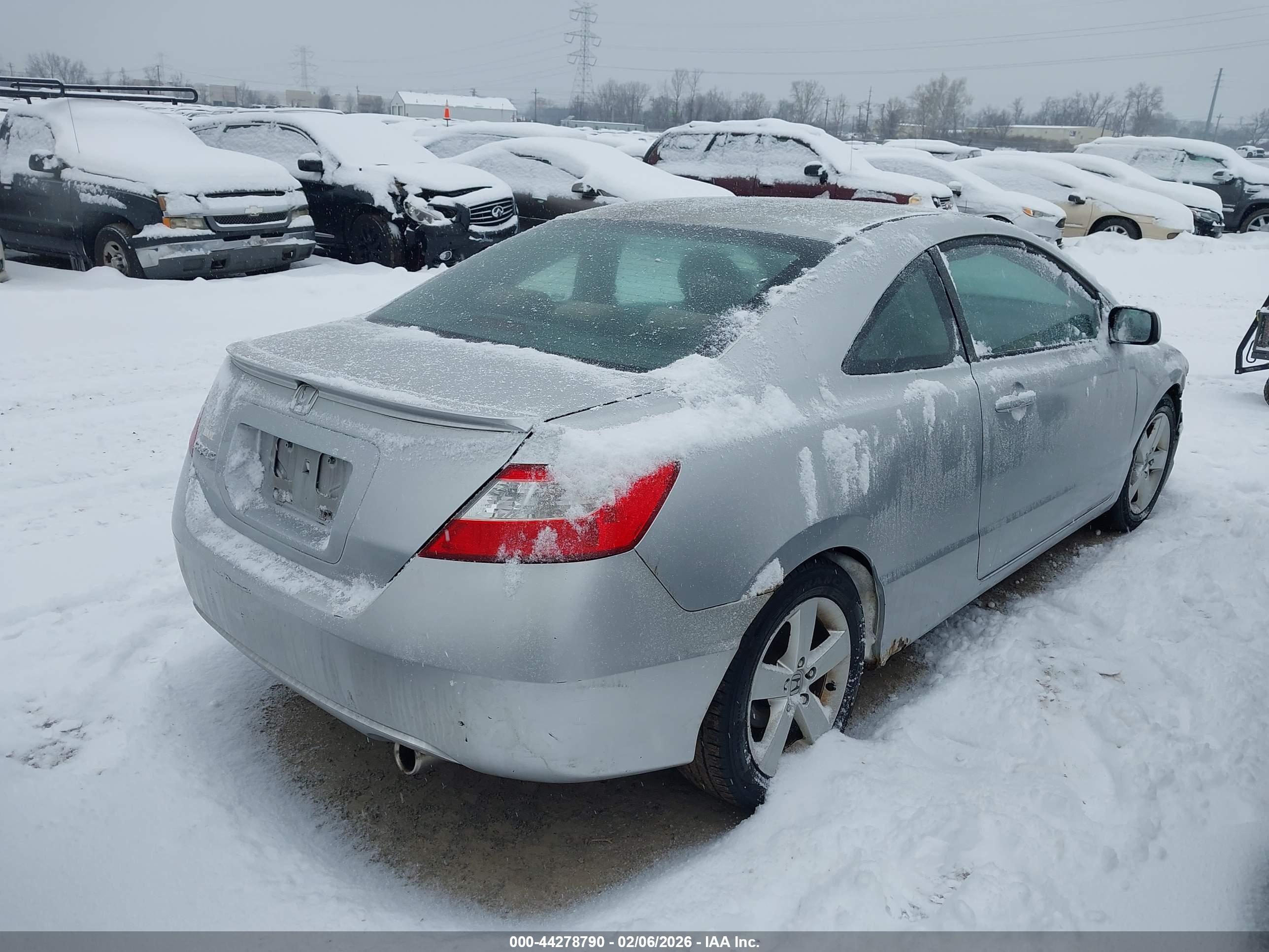 HONDA CIVIC image 4