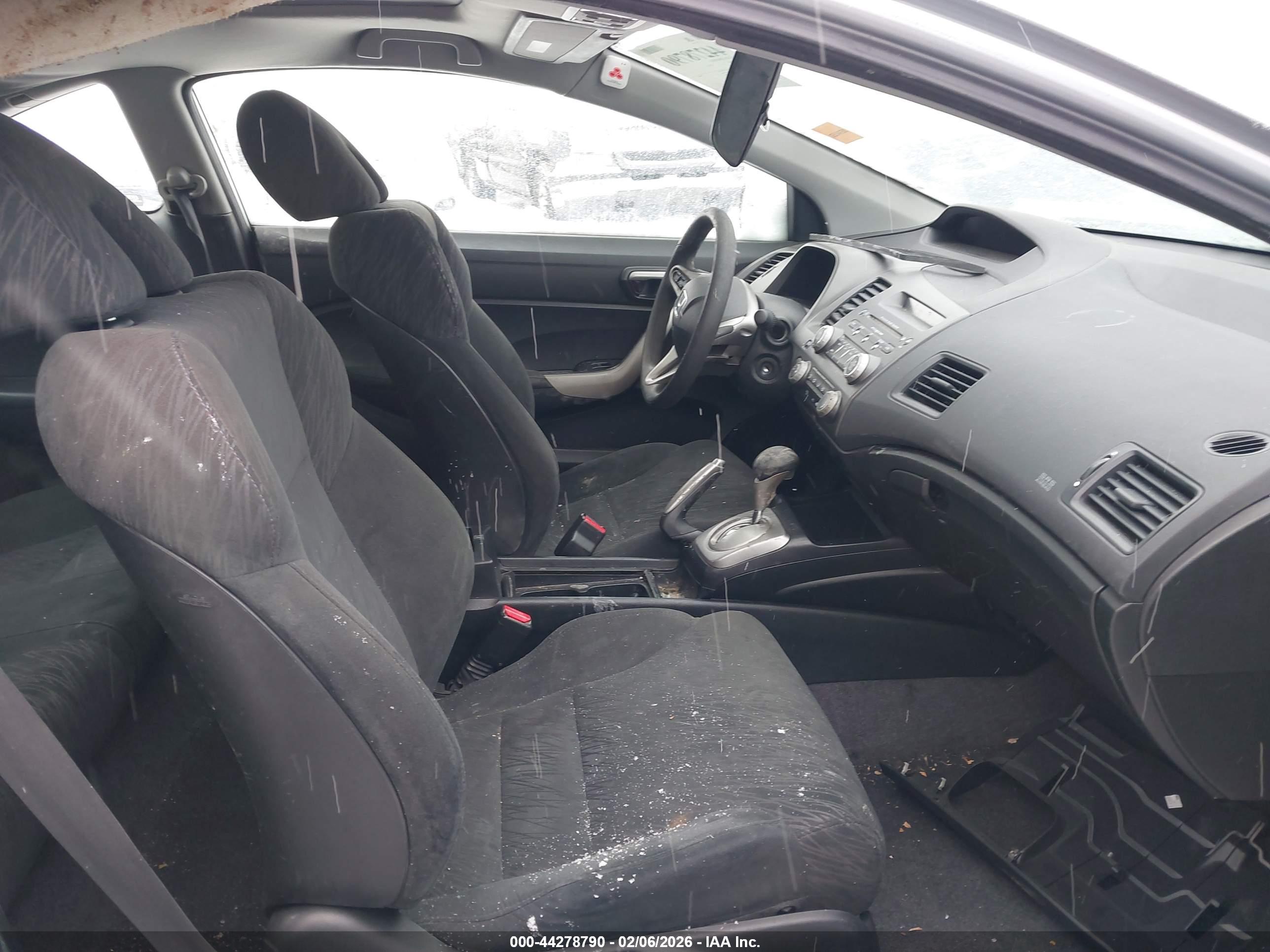 HONDA CIVIC image 5