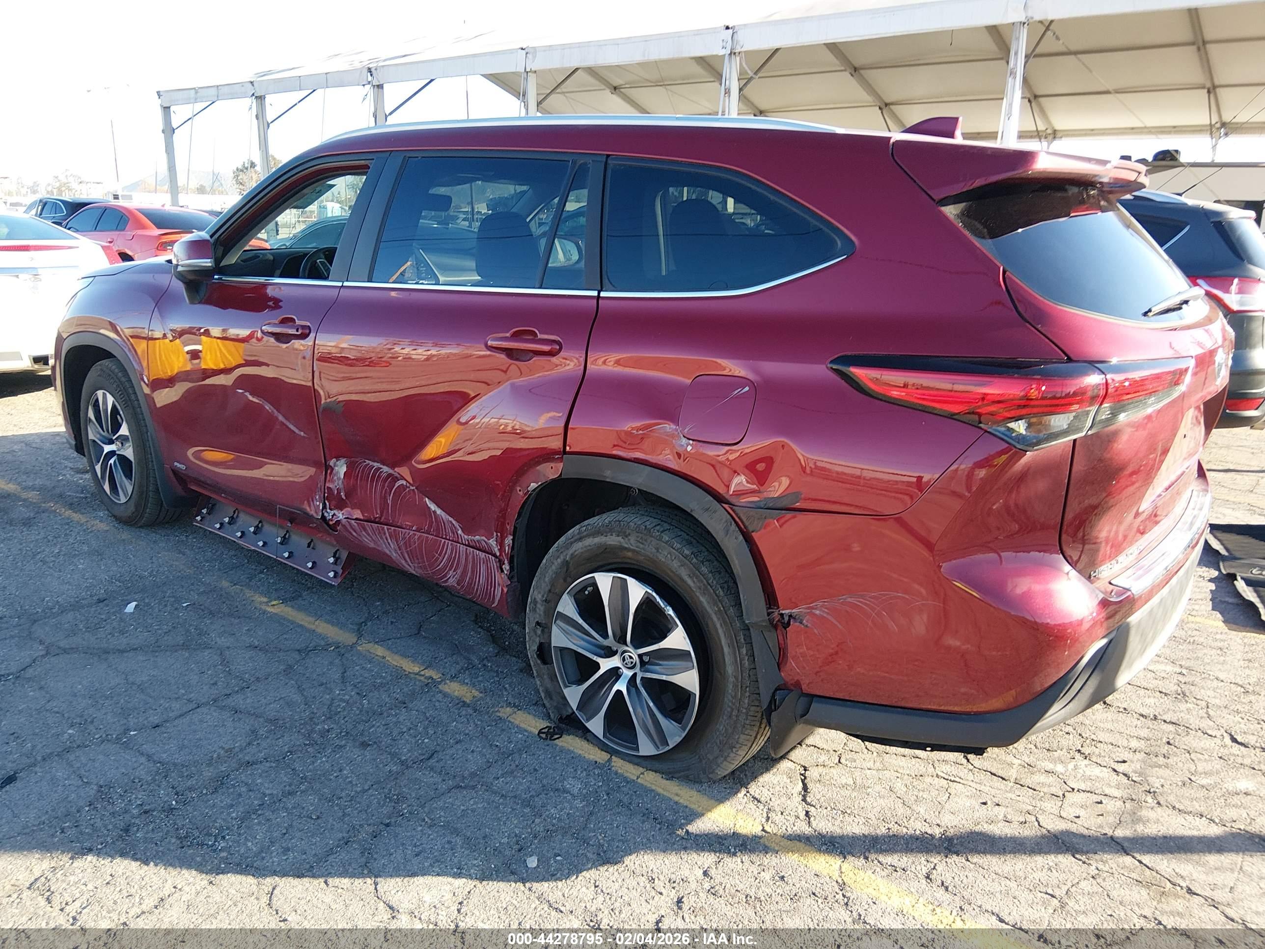 TOYOTA HIGHLANDER image 3