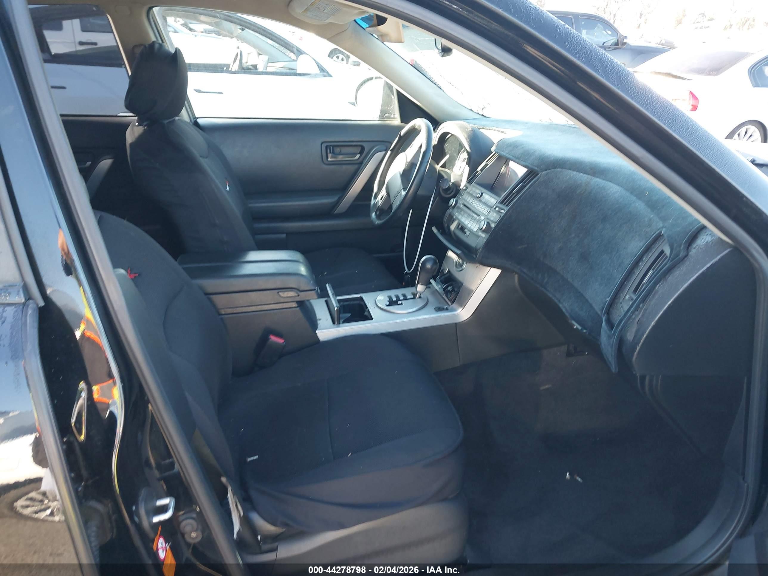 INFINITI FX35 image 5