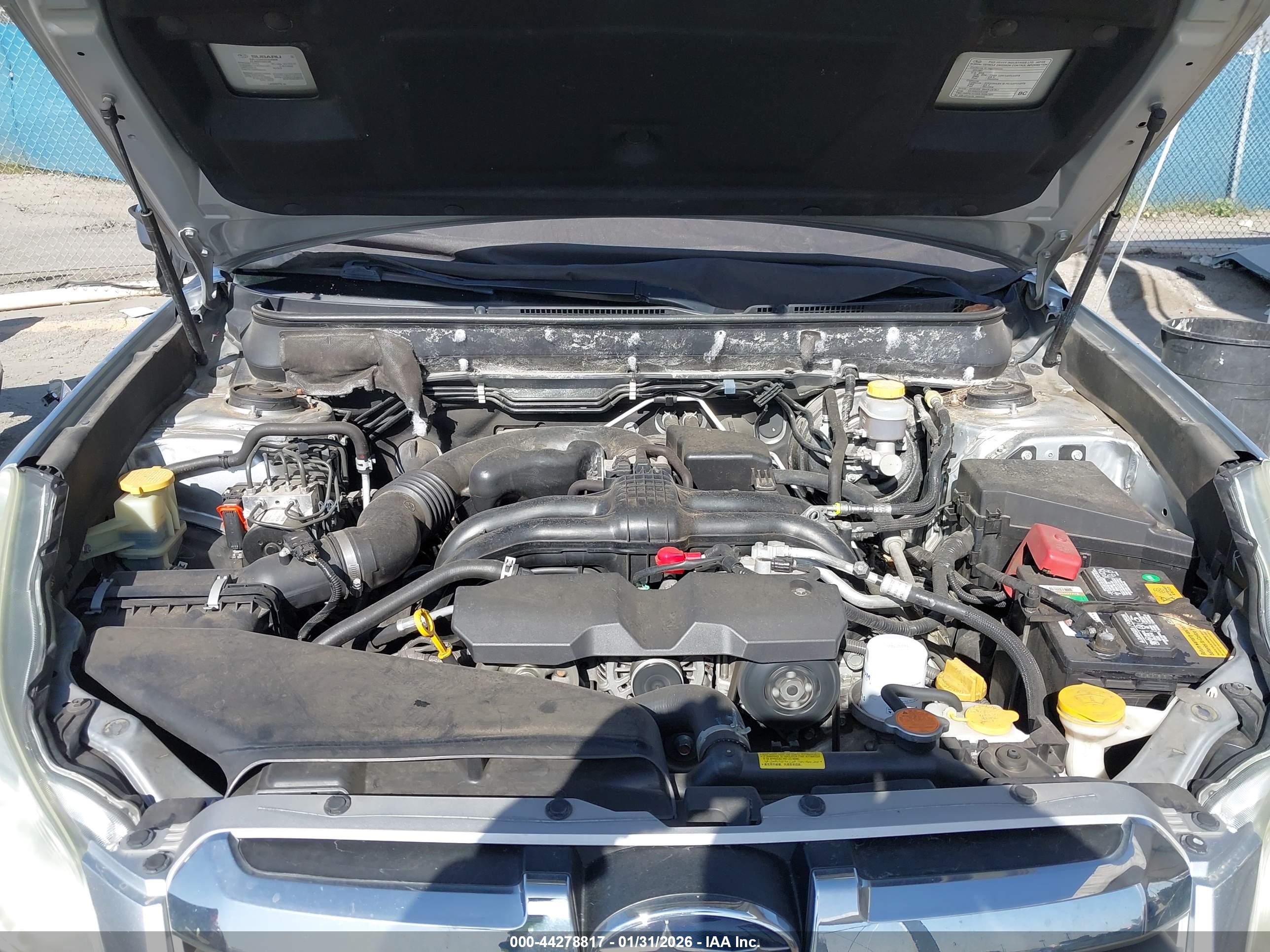 SUBARU OUTBACK image 10