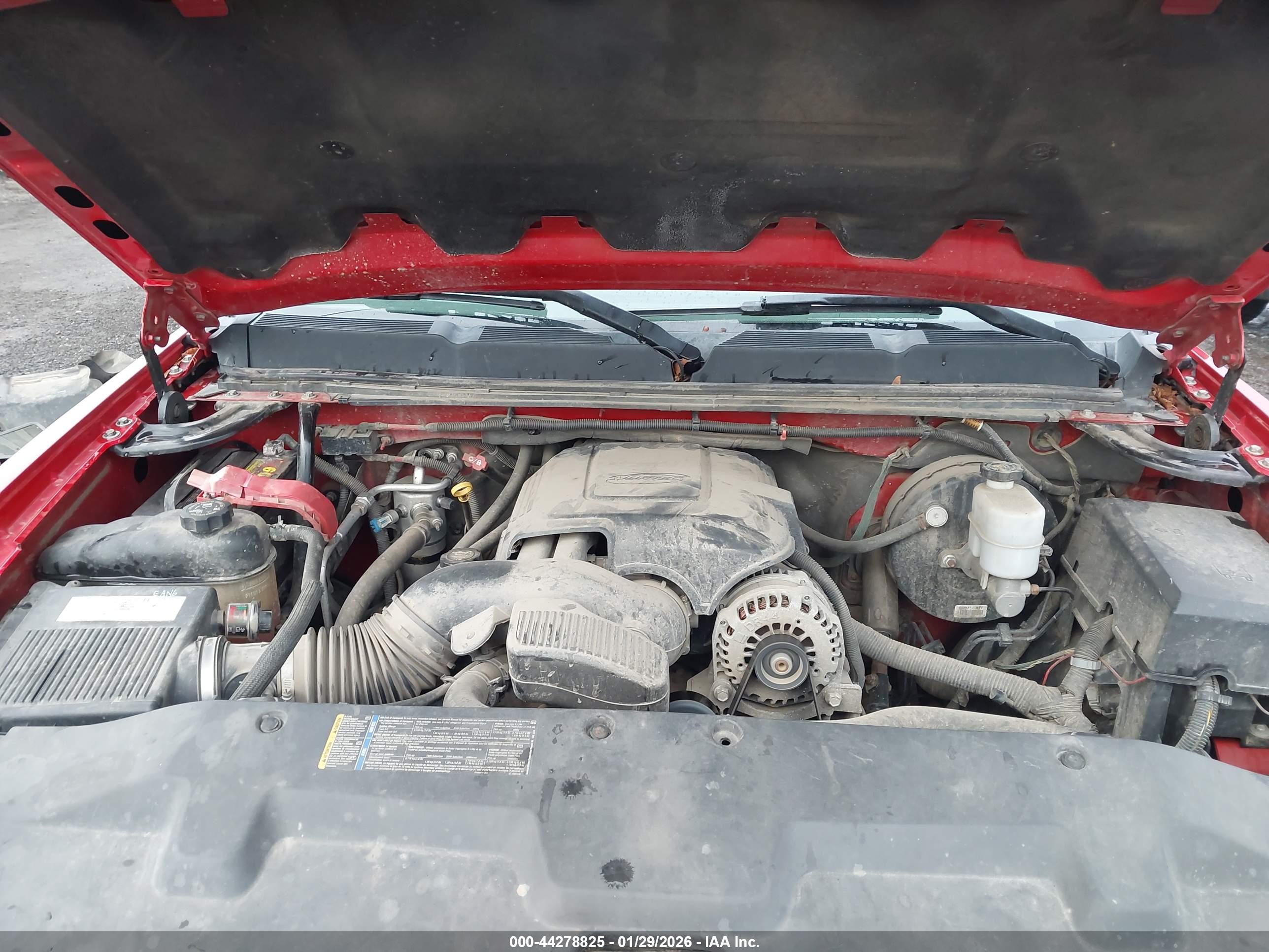CHEVROLET SILVERADO image 10