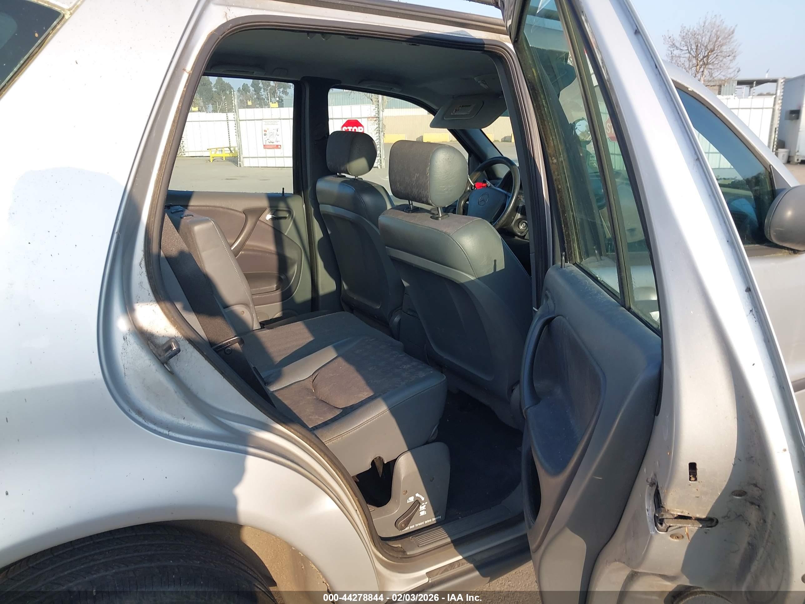 MERCEDES-BENZ ML image 8