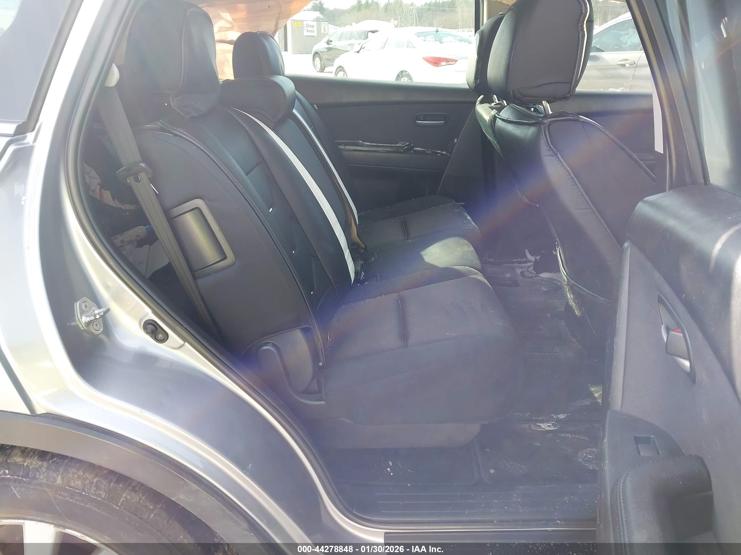 MAZDA CX-9 image 8