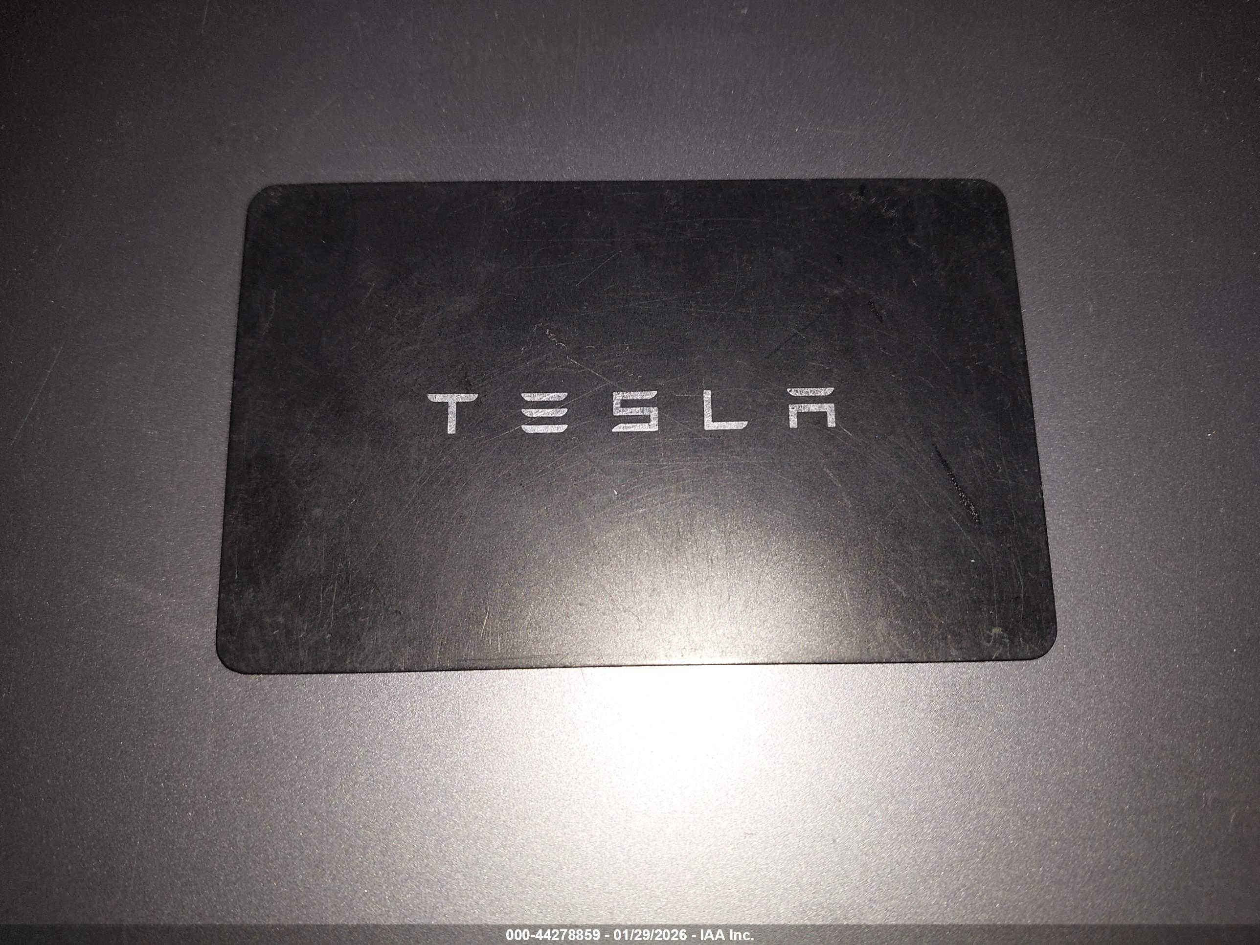 TESLA MODEL image 11