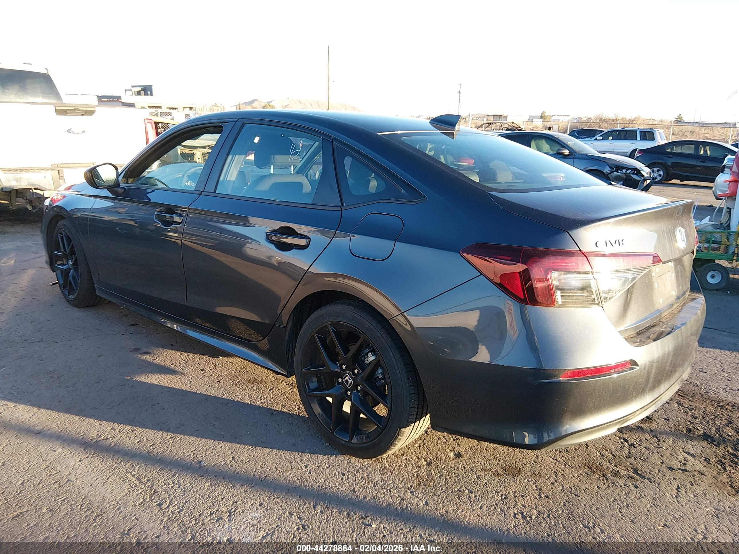 HONDA CIVIC image 3