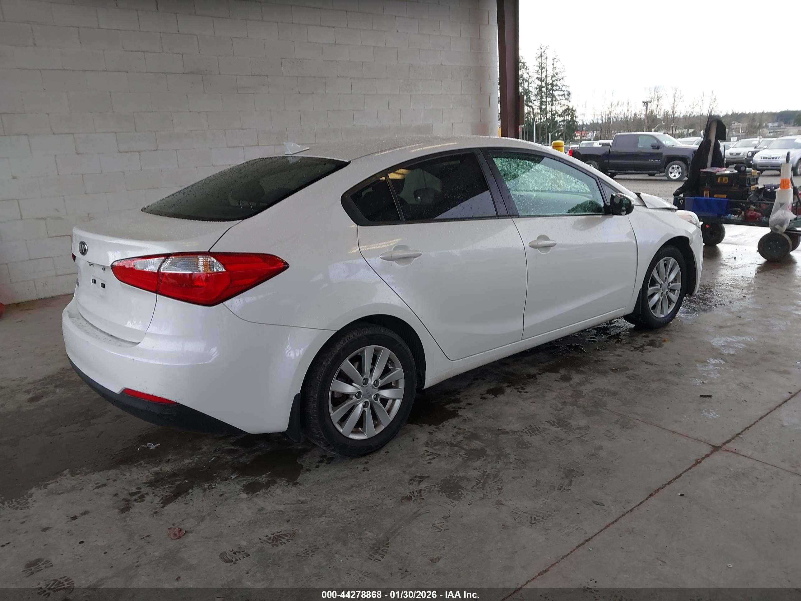 KIA FORTE image 4