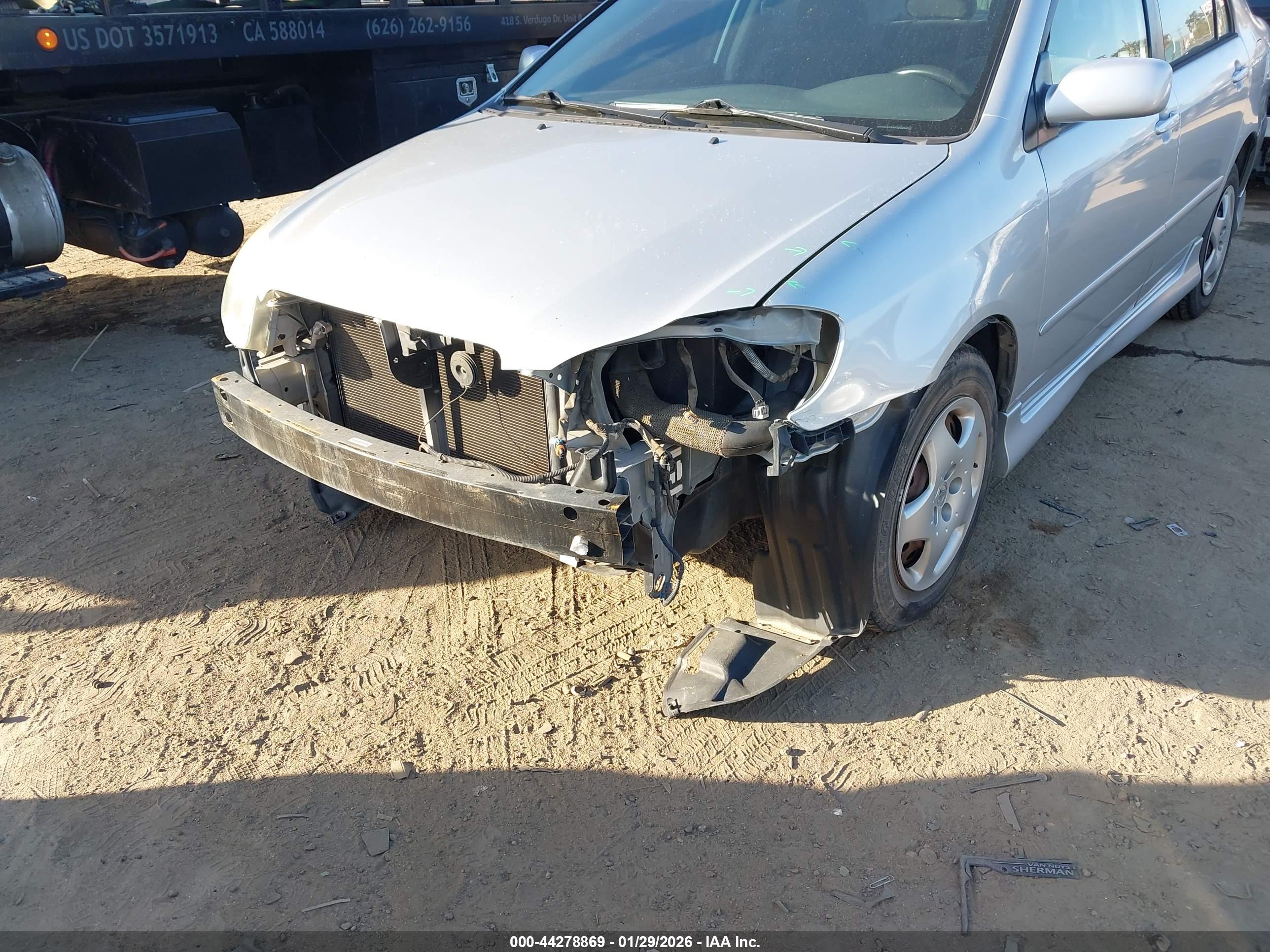 TOYOTA COROLLA image 6