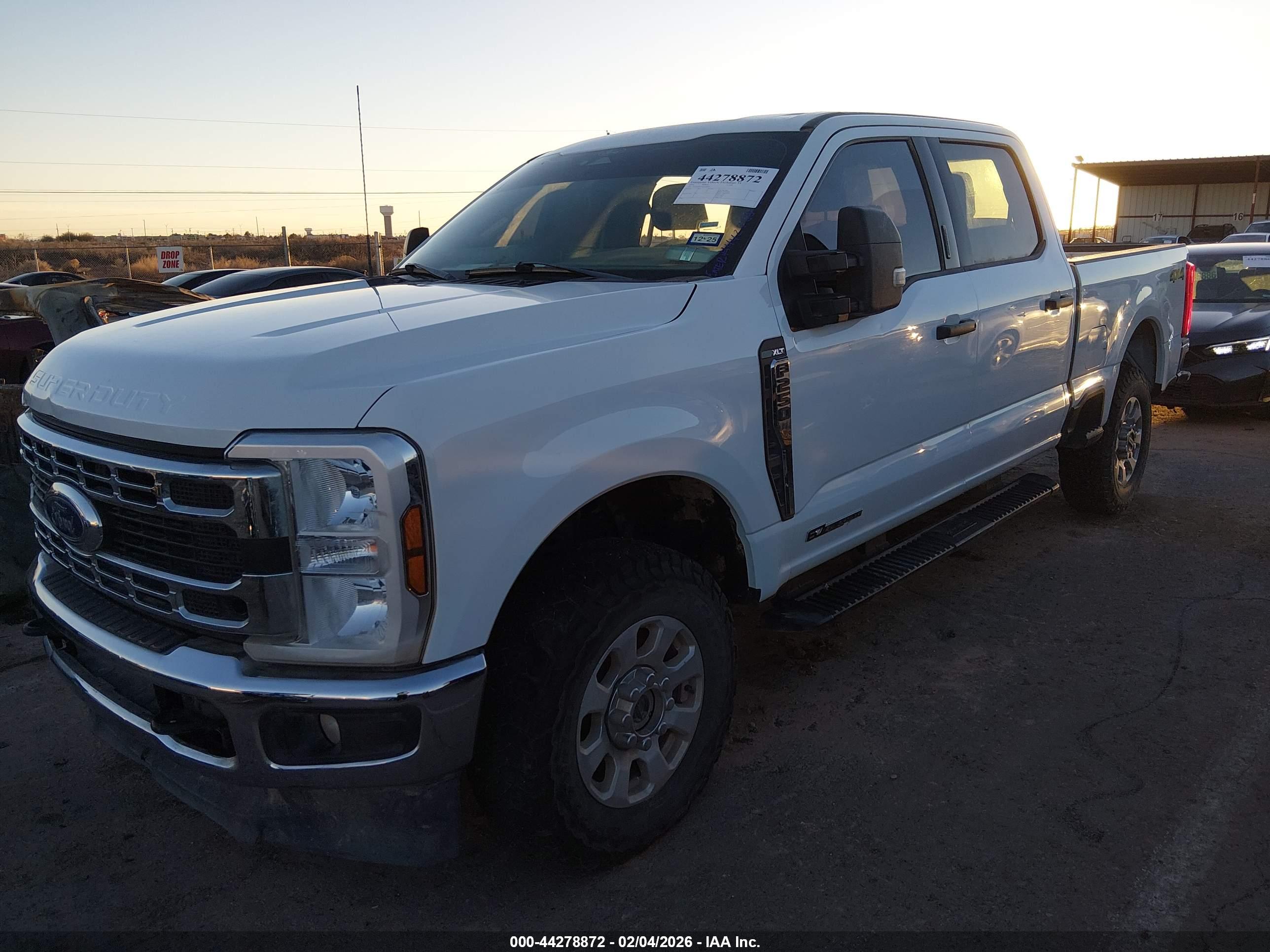 FORD F-250 image 2